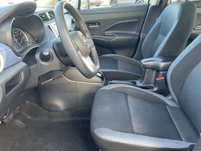 2023 Nissan Versa SV