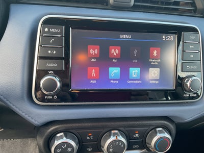 2023 Nissan Versa SV