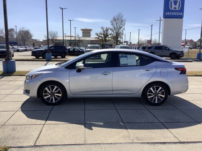 2023 Nissan Versa SV