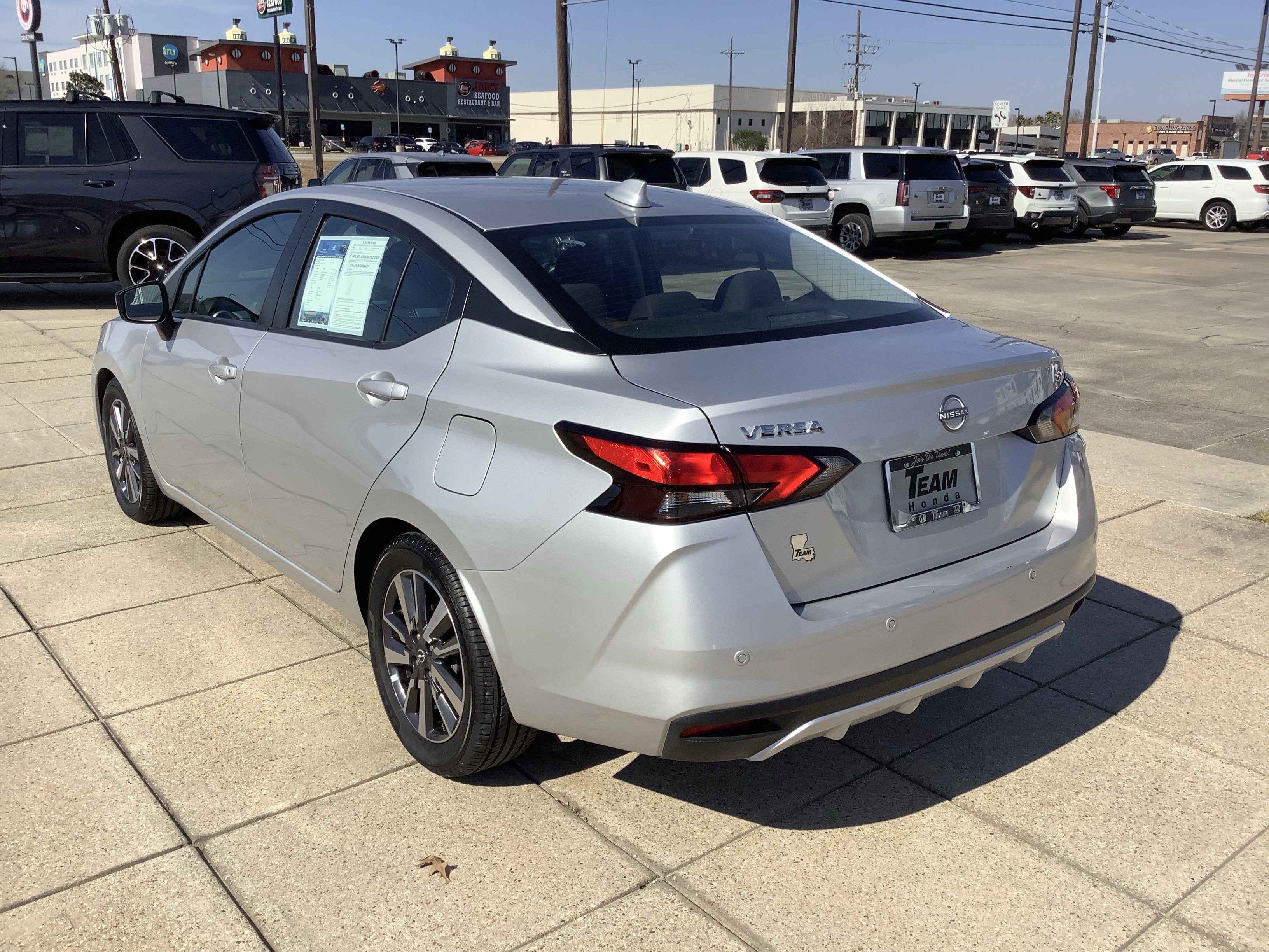 2023 Nissan Versa SV