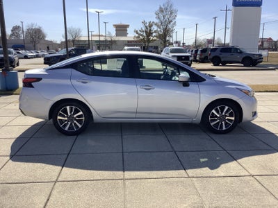 2023 Nissan Versa SV