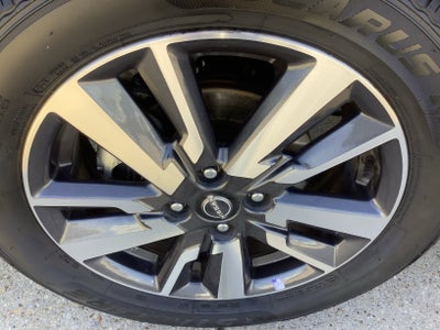 2023 Nissan Versa SV