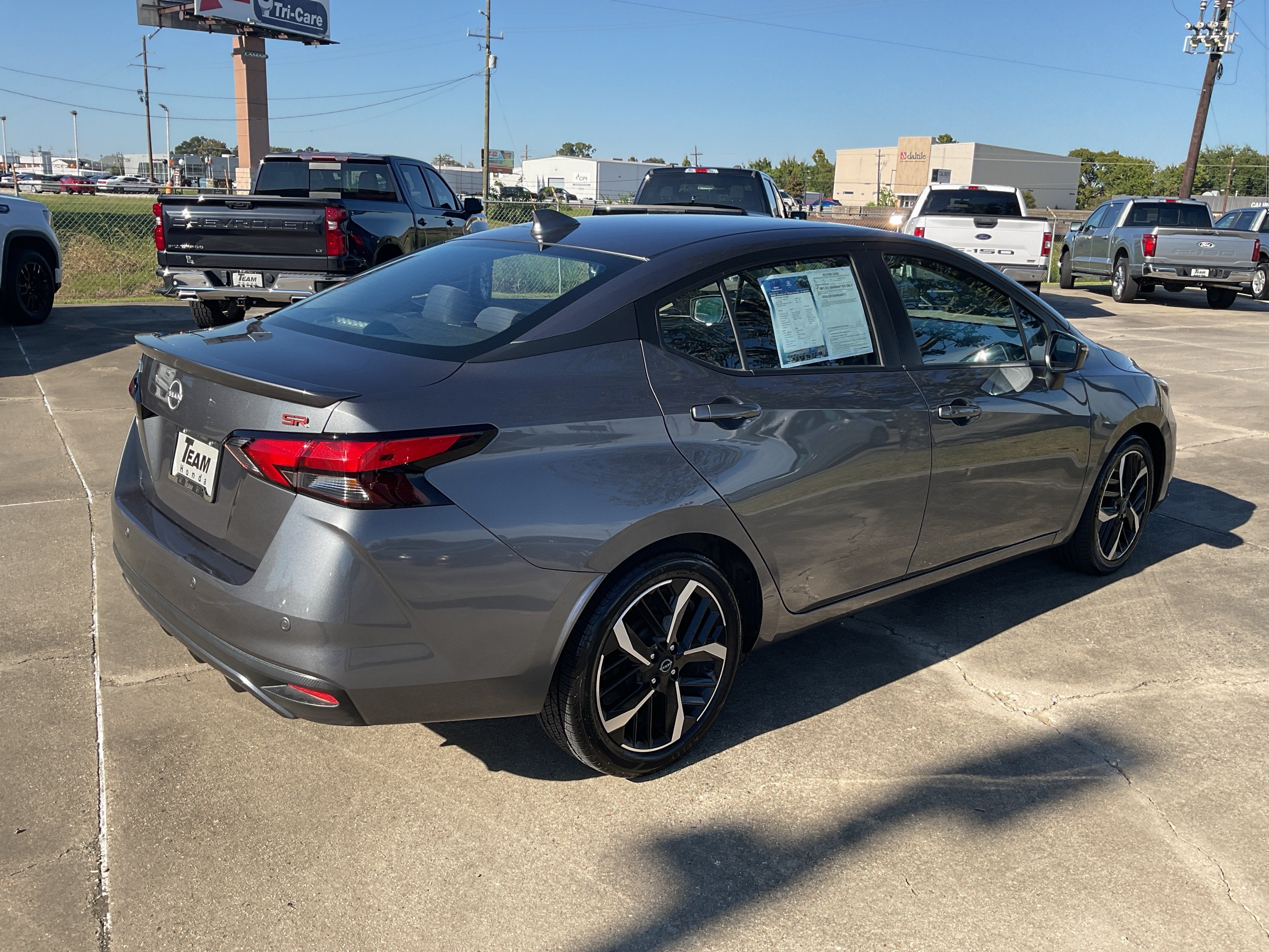 2024 Nissan Versa SR