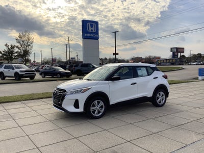 2023 Nissan Kicks S