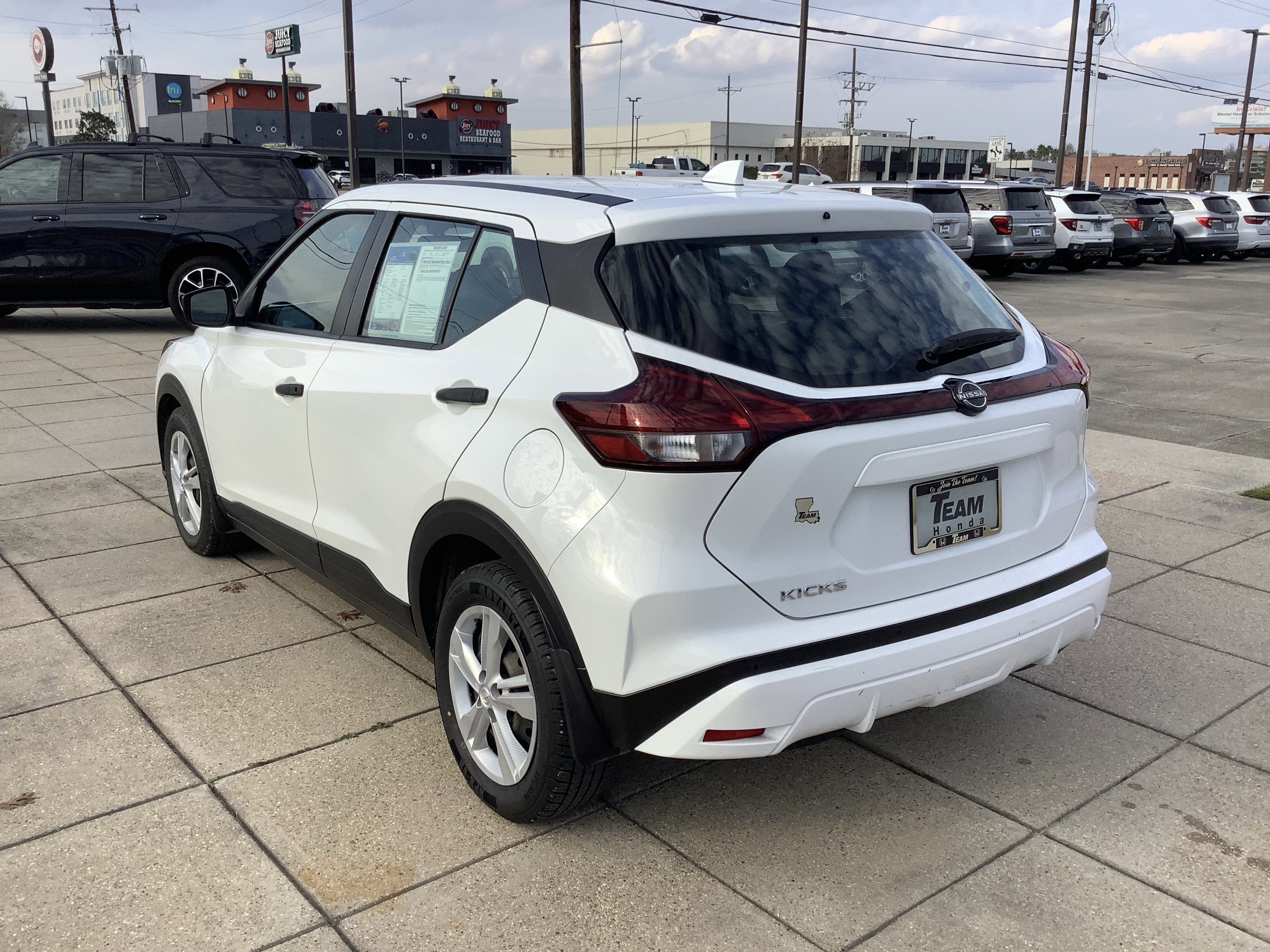 2023 Nissan Kicks S