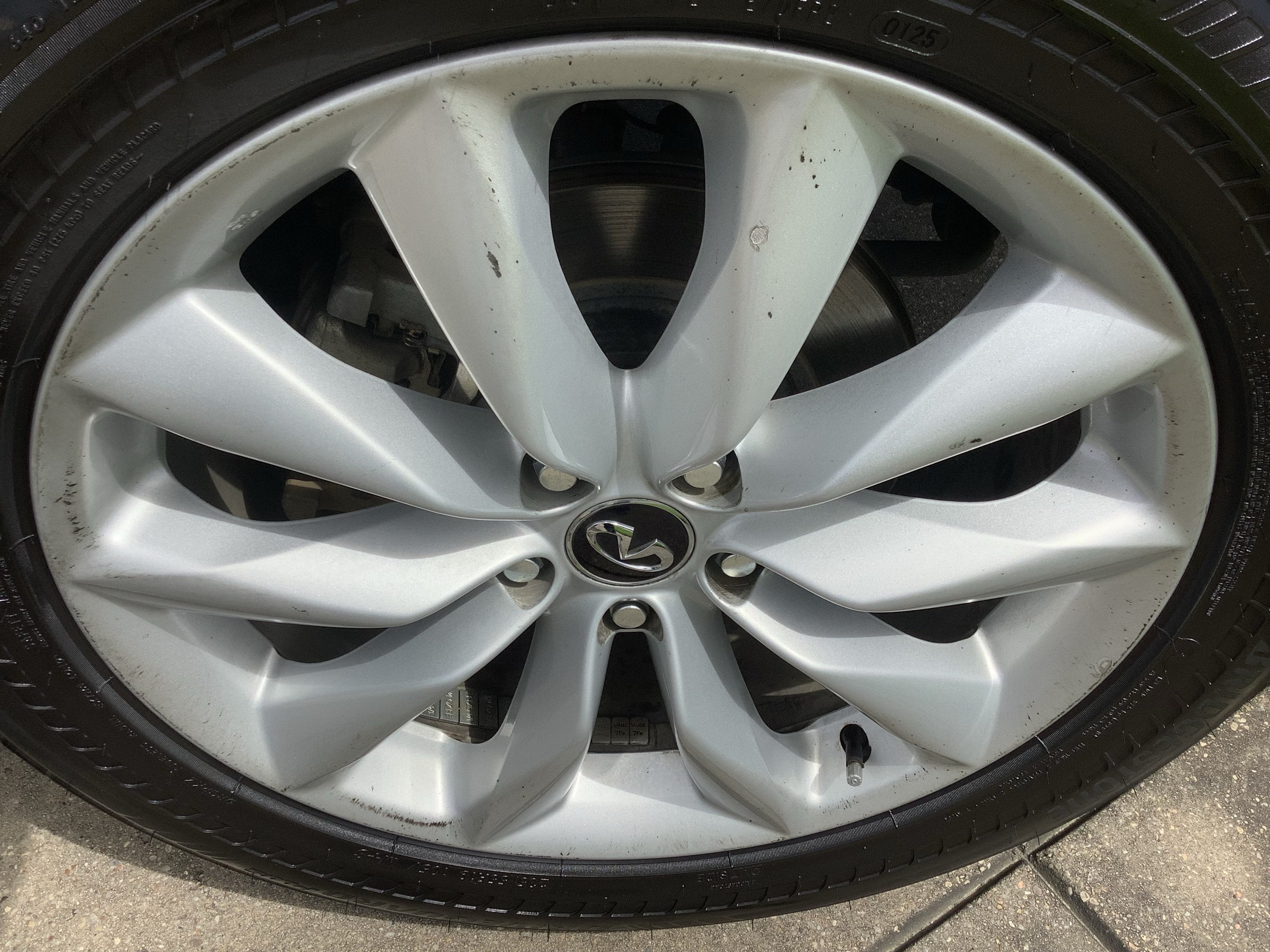 2019 INFINITI QX50 ESSENTIAL