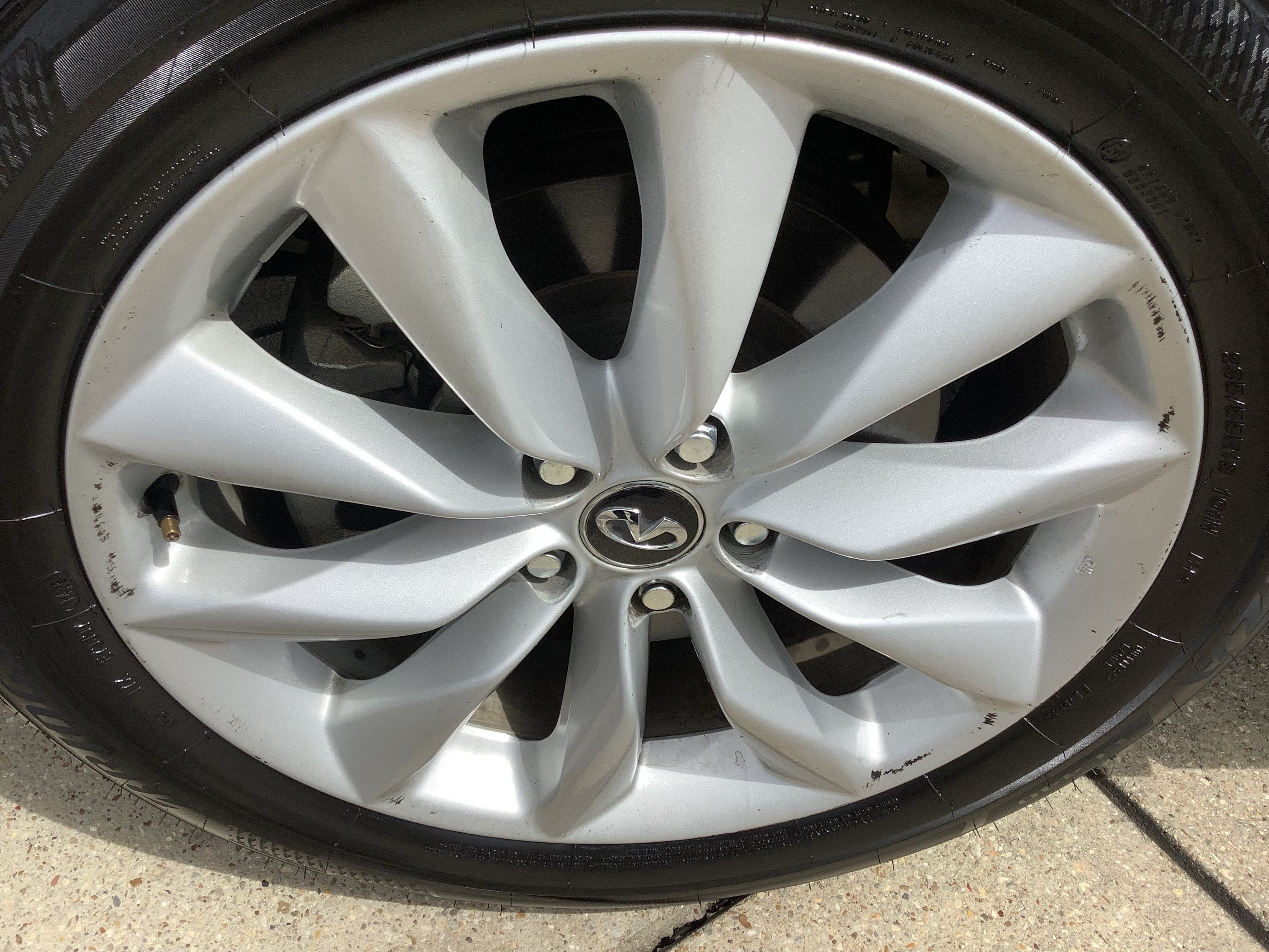 2019 INFINITI QX50 ESSENTIAL
