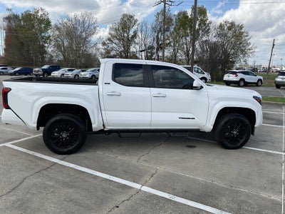 2025 Toyota Tacoma 2WD SR5