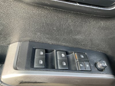 2022 Toyota Tacoma 2WD SR5