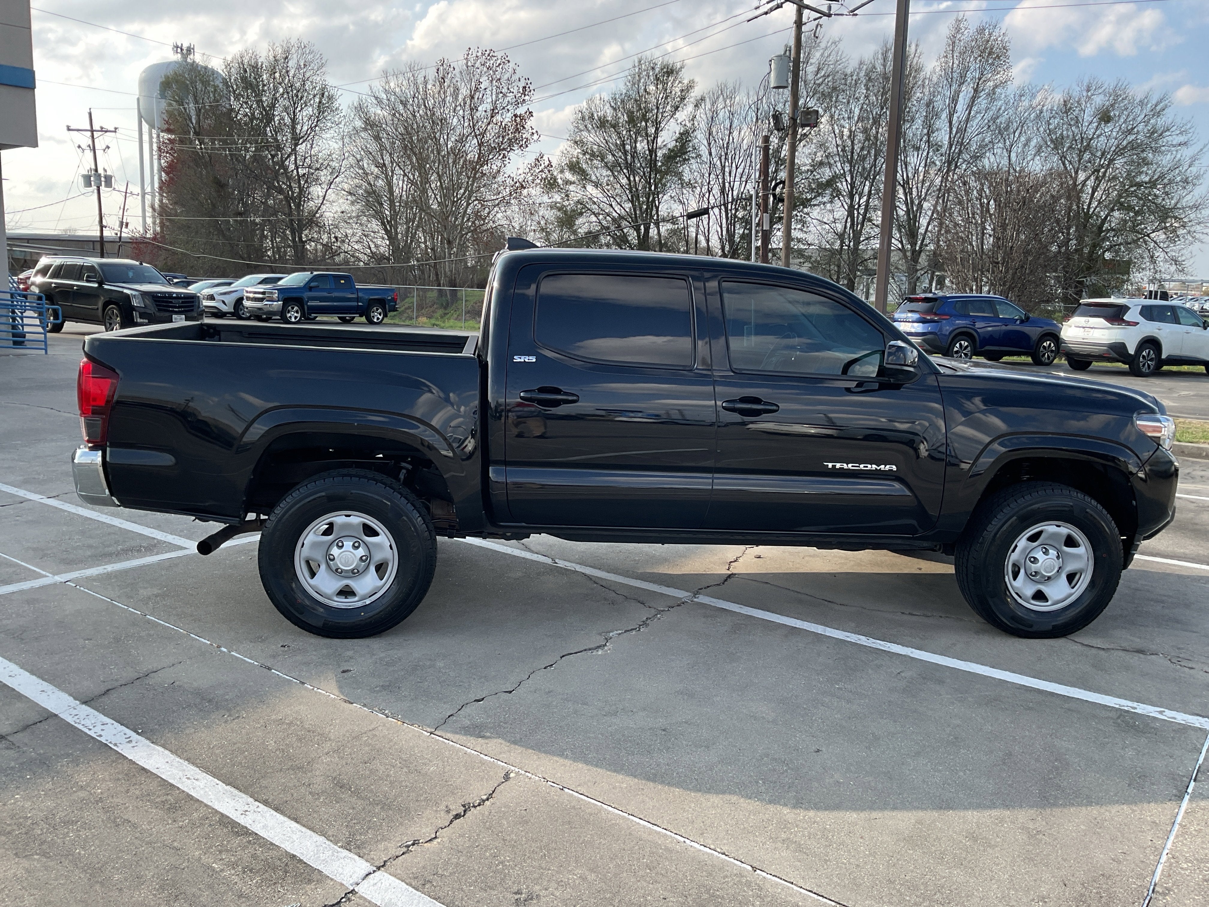 2022 Toyota Tacoma 2WD SR5