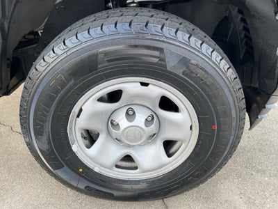 2022 Toyota Tacoma 2WD SR5