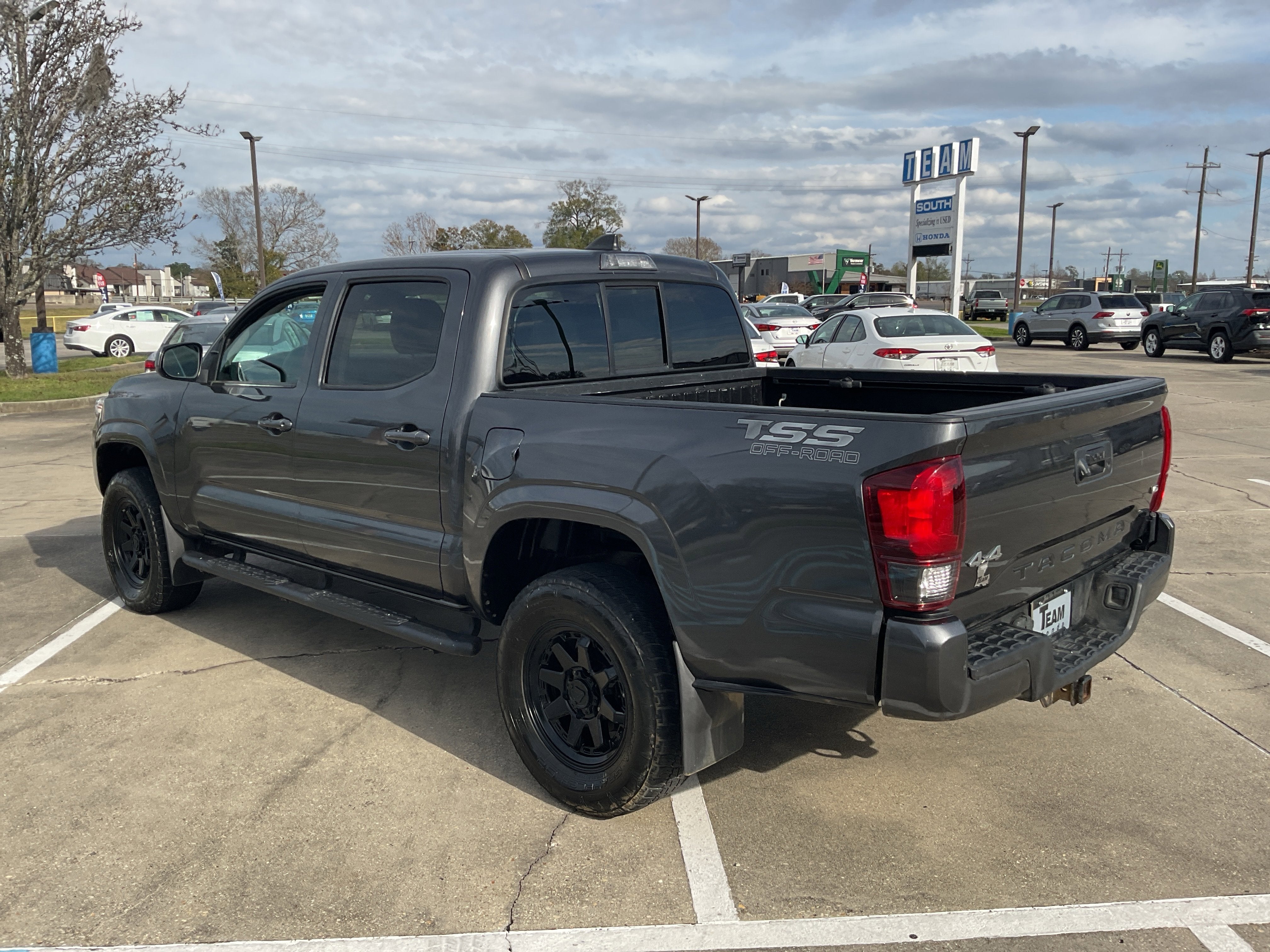 2023 Toyota Tacoma 4WD SR
