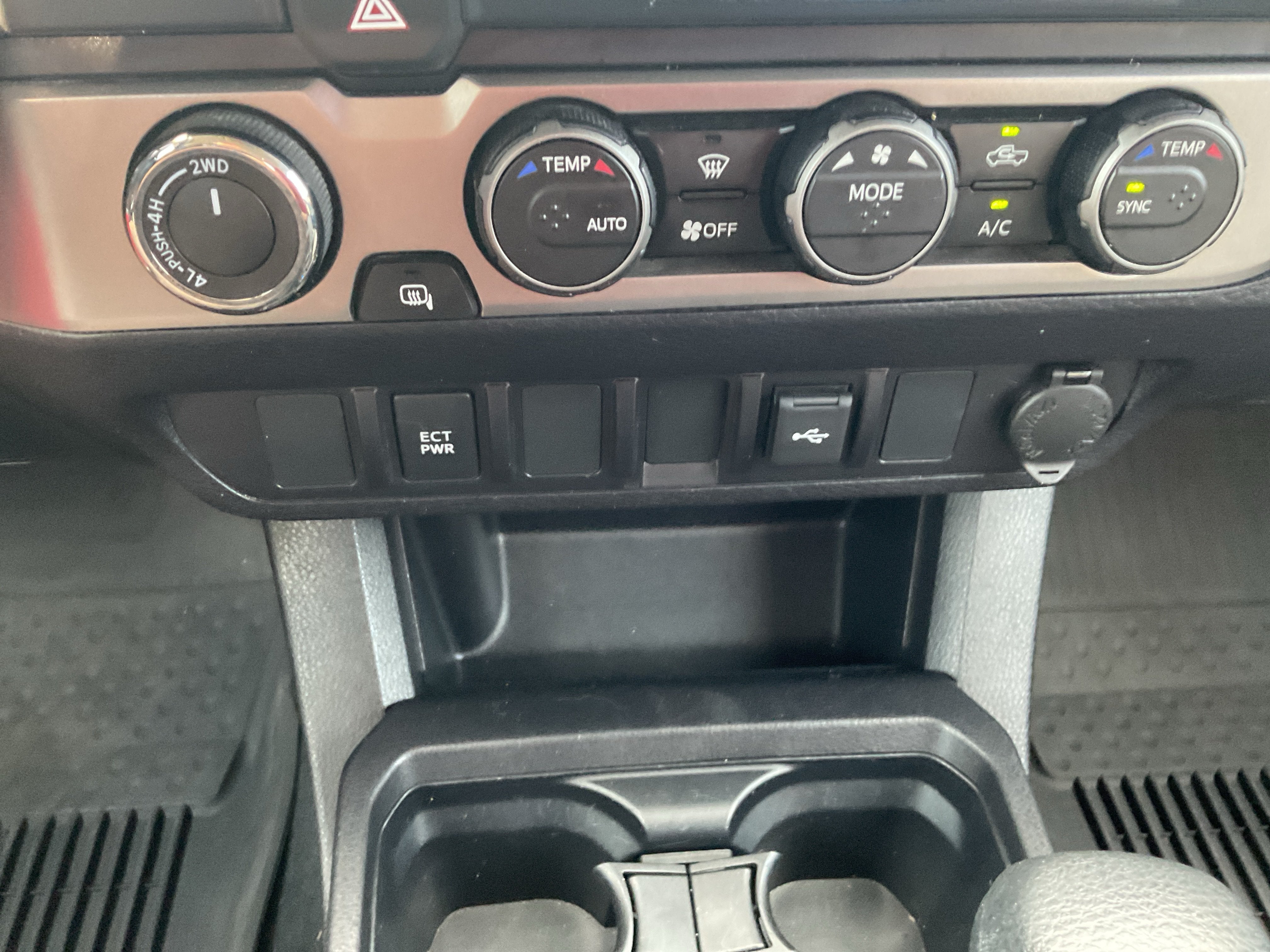 2023 Toyota Tacoma 4WD SR
