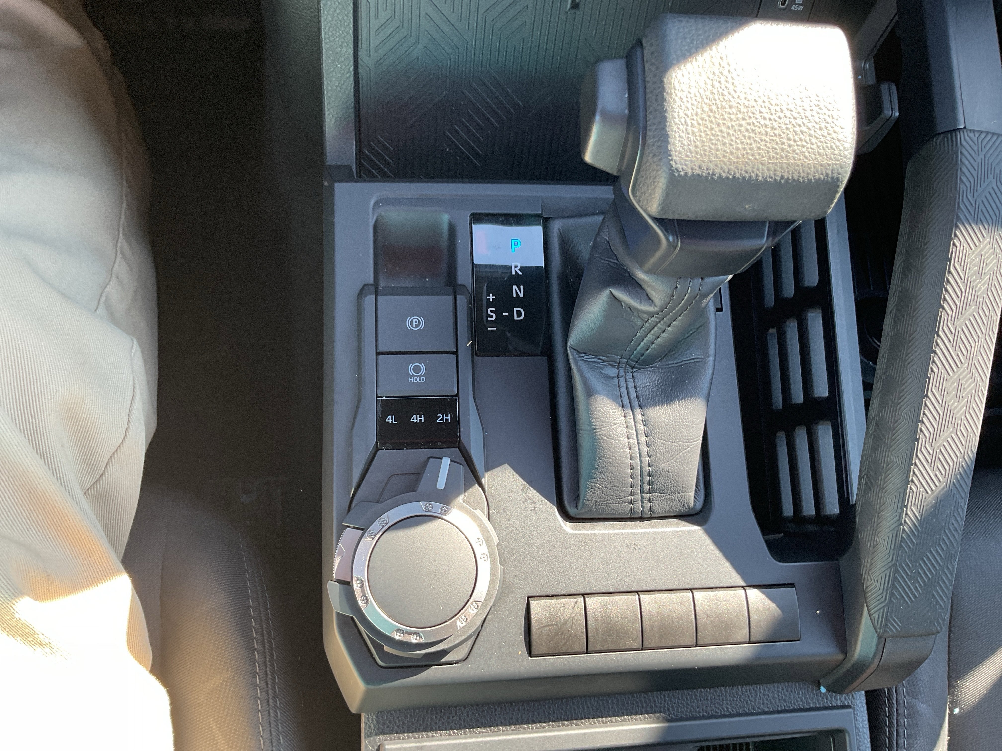 2024 Toyota Tacoma 4WD SR