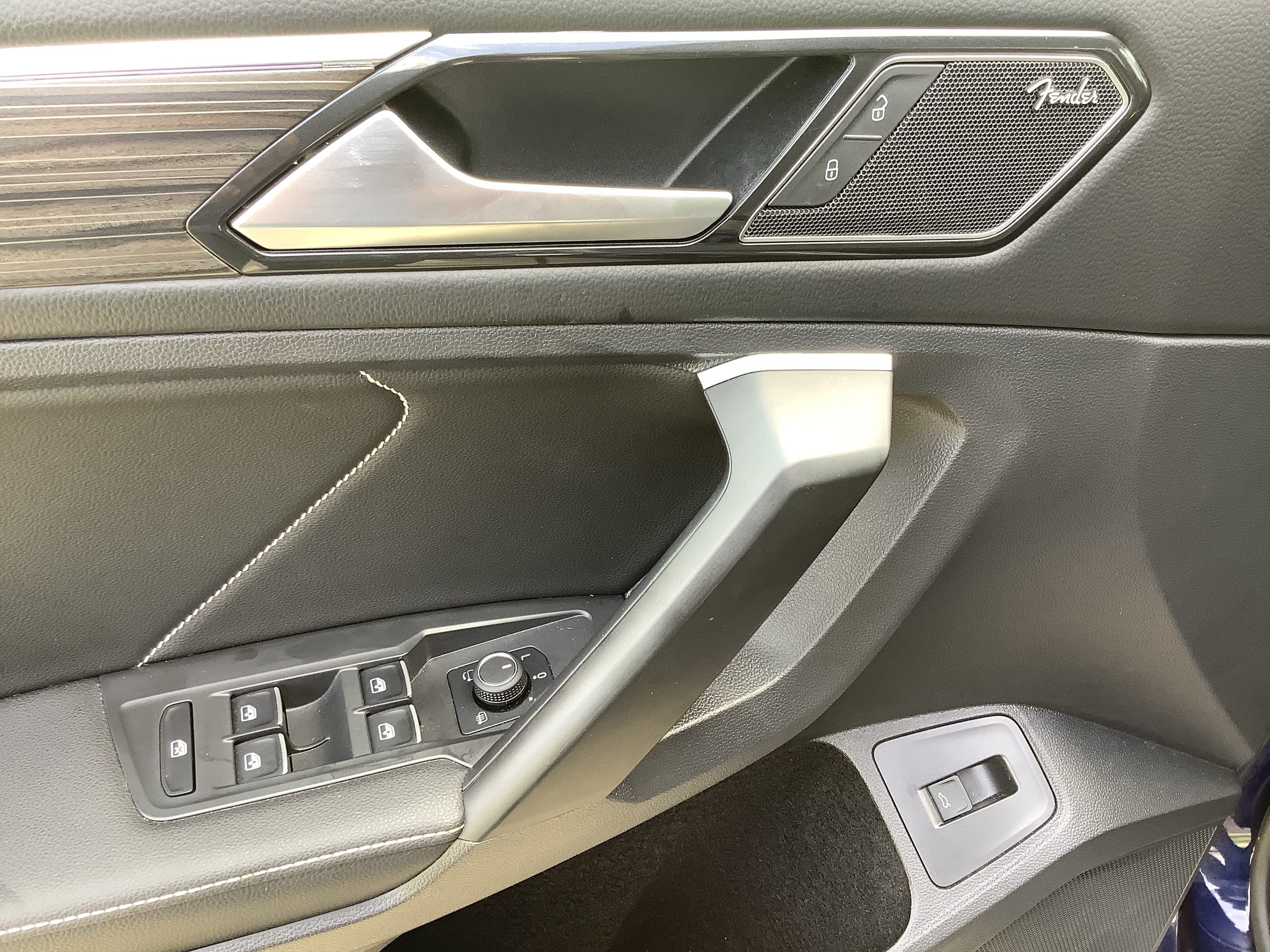 2022 Volkswagen Tiguan SEL R-Line