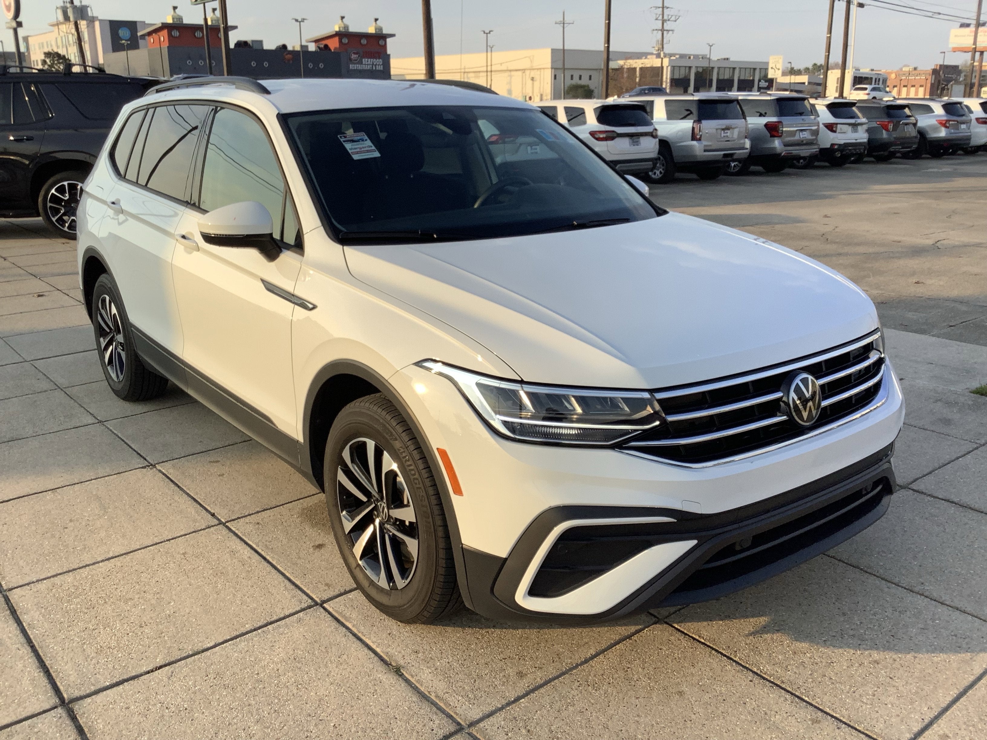 2024 Volkswagen Tiguan S