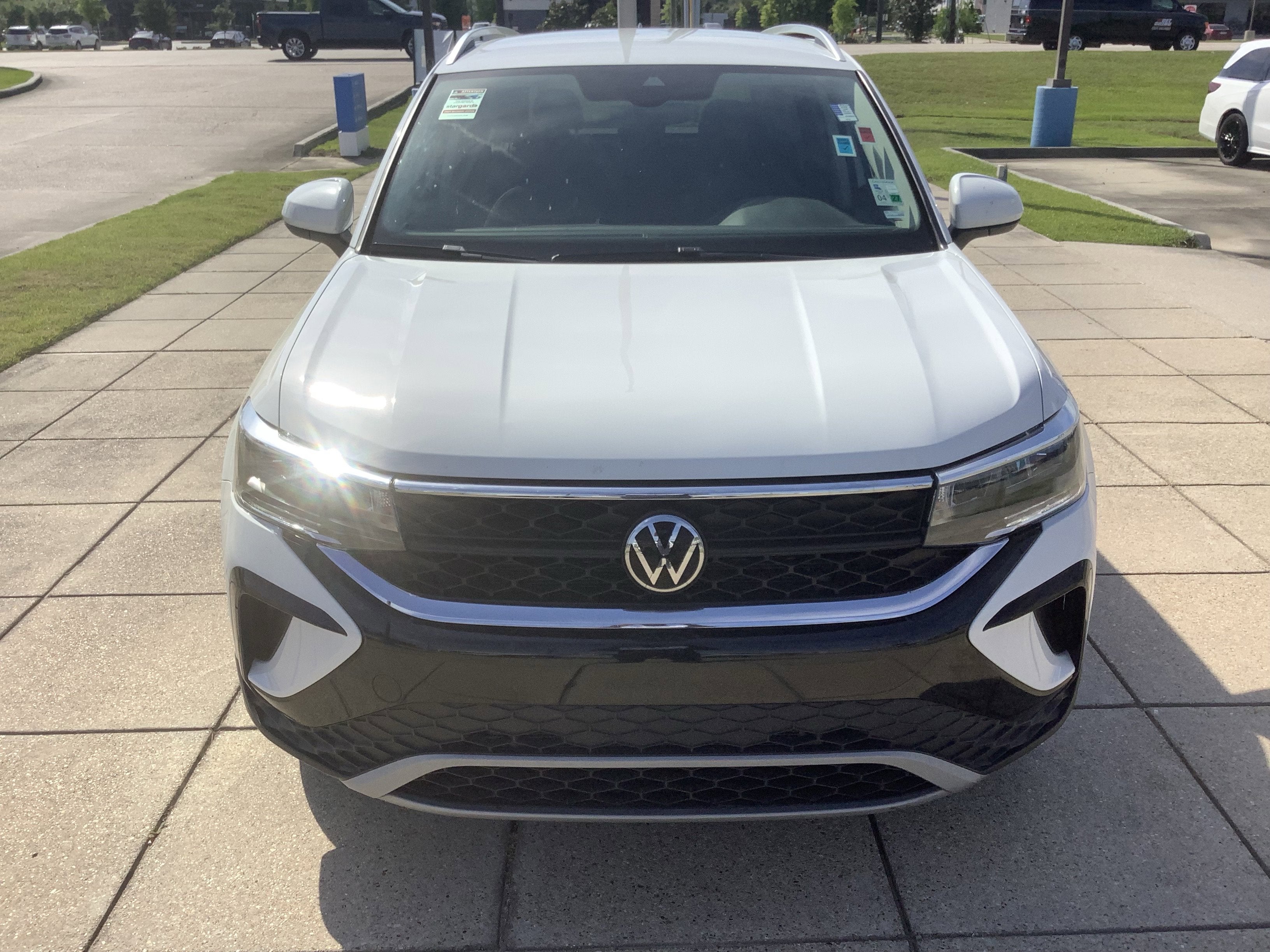 2024 Volkswagen Taos SE
