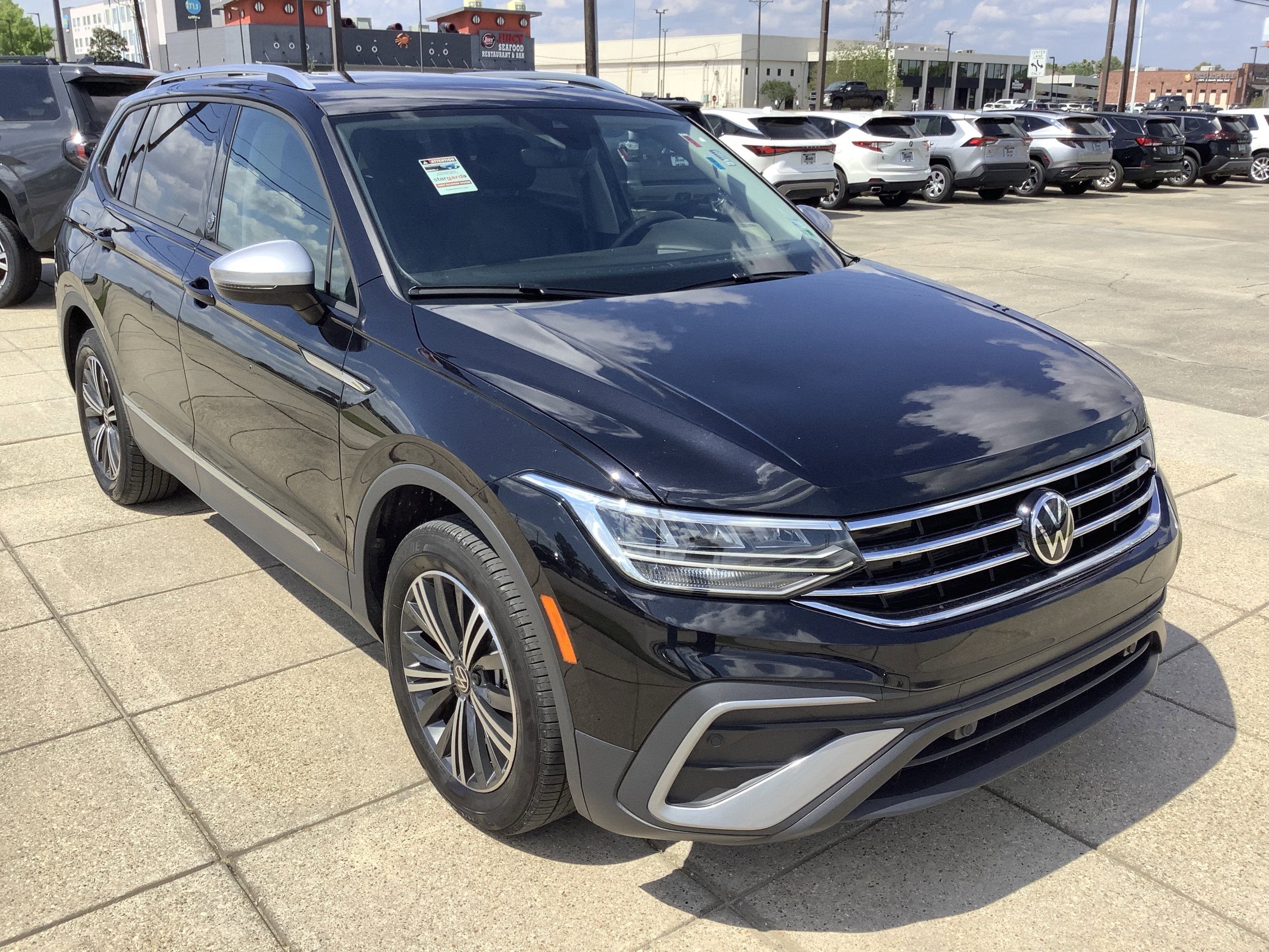 2024 Volkswagen Tiguan Wolfsburg Edition