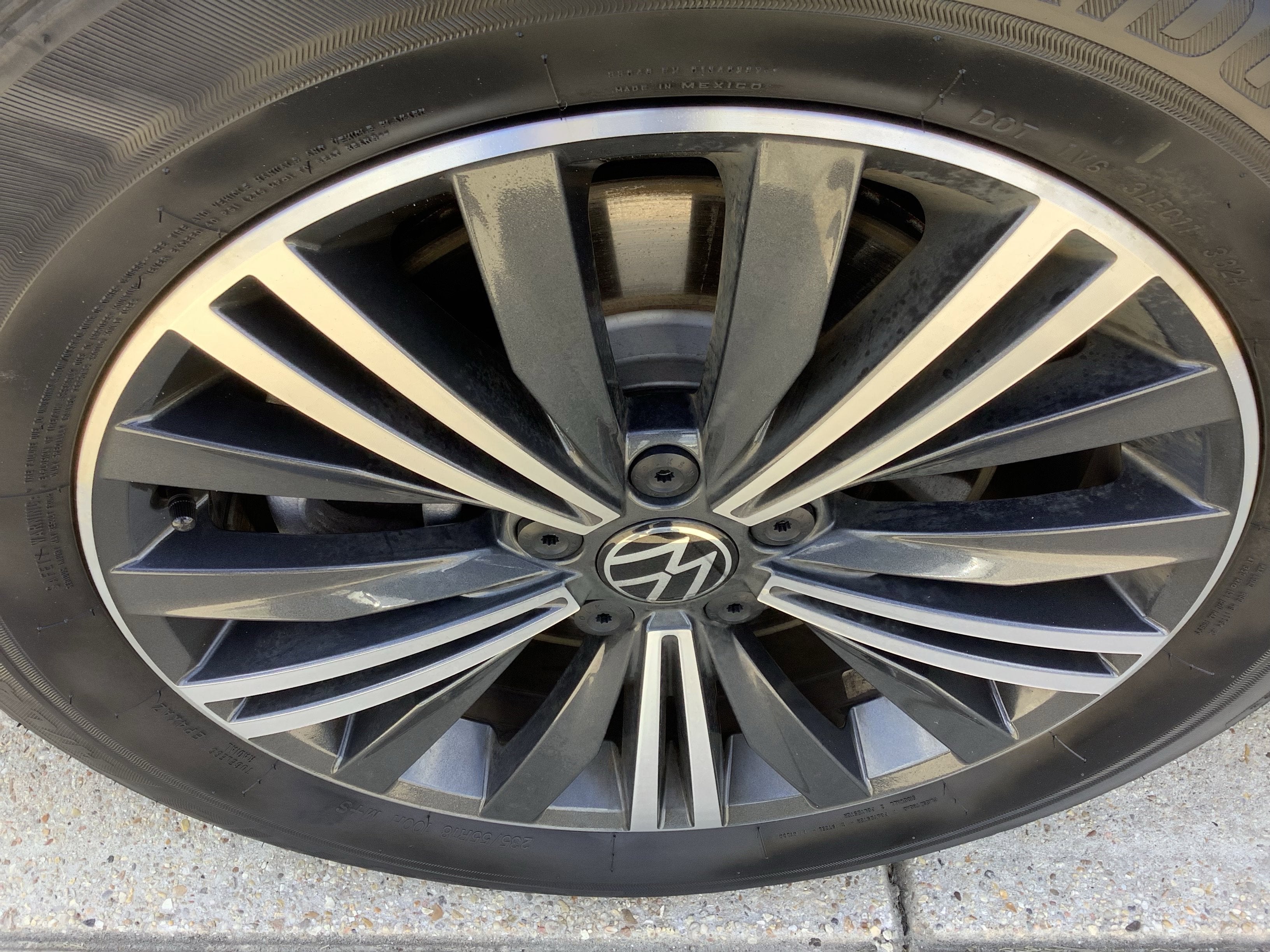 2024 Volkswagen Tiguan Wolfsburg Edition