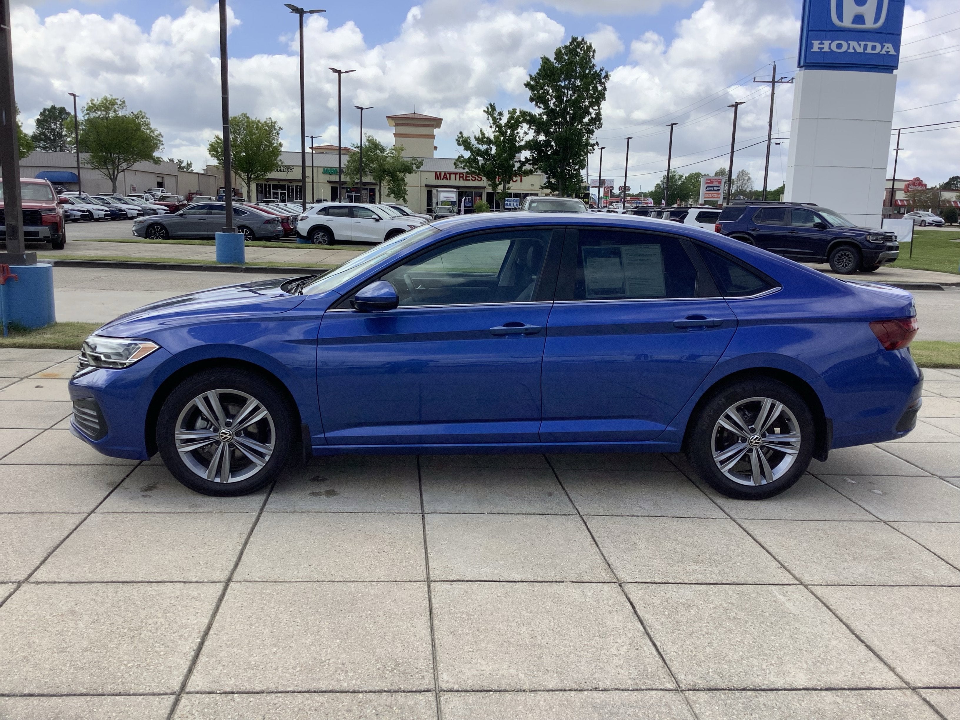 2022 Volkswagen Jetta SE