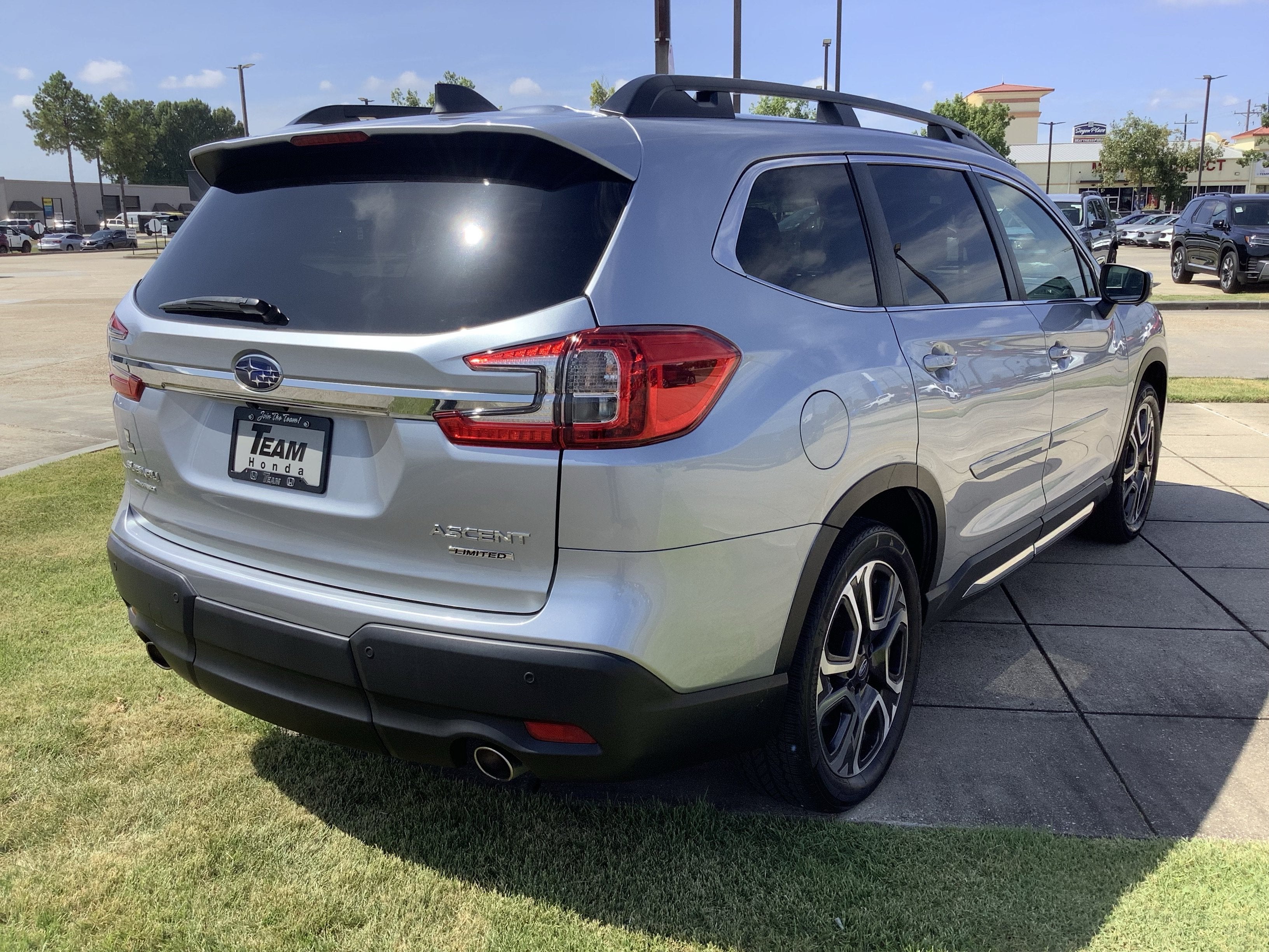 2023 Subaru Ascent Limited