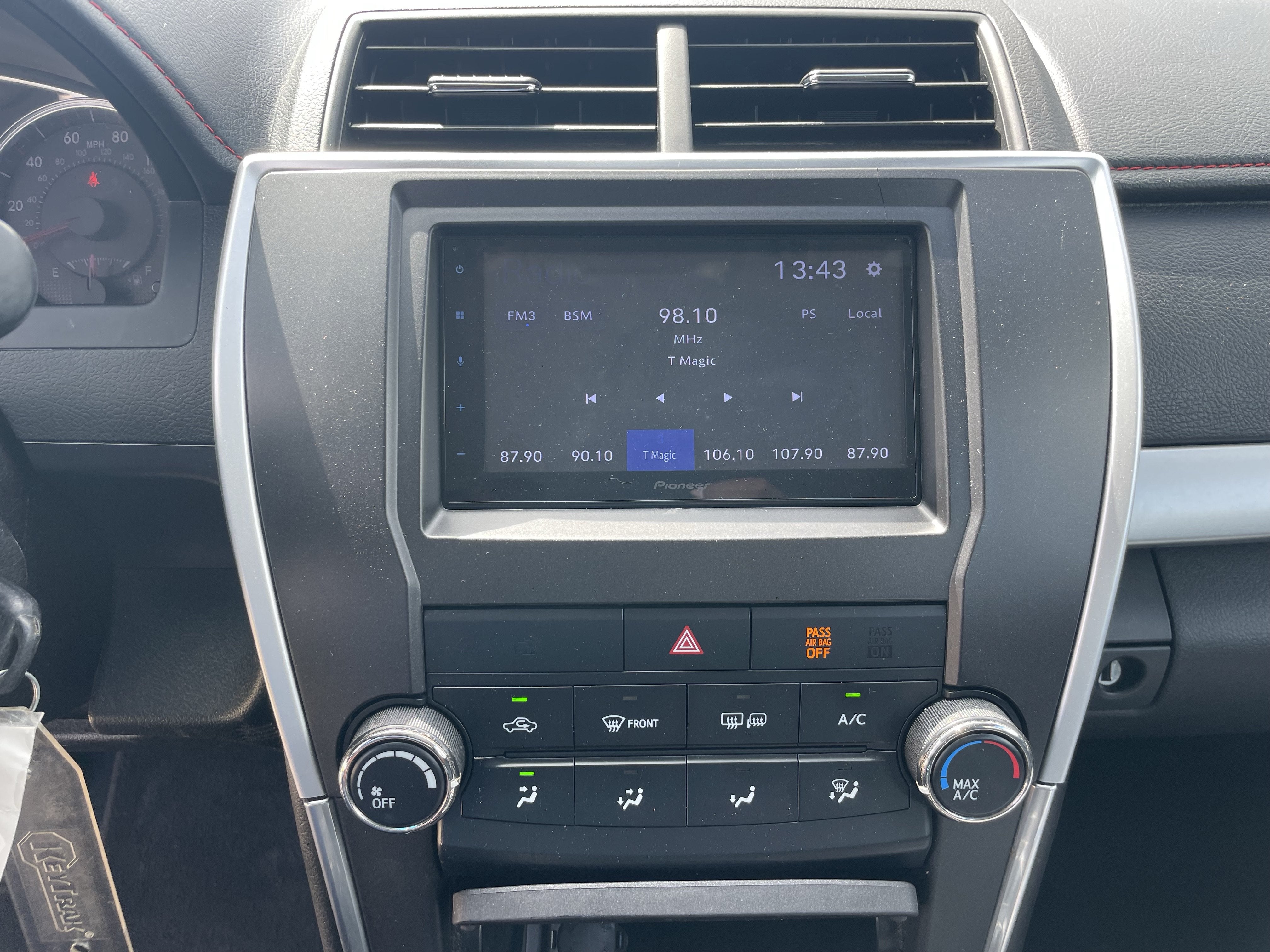 2015 Toyota Camry SE