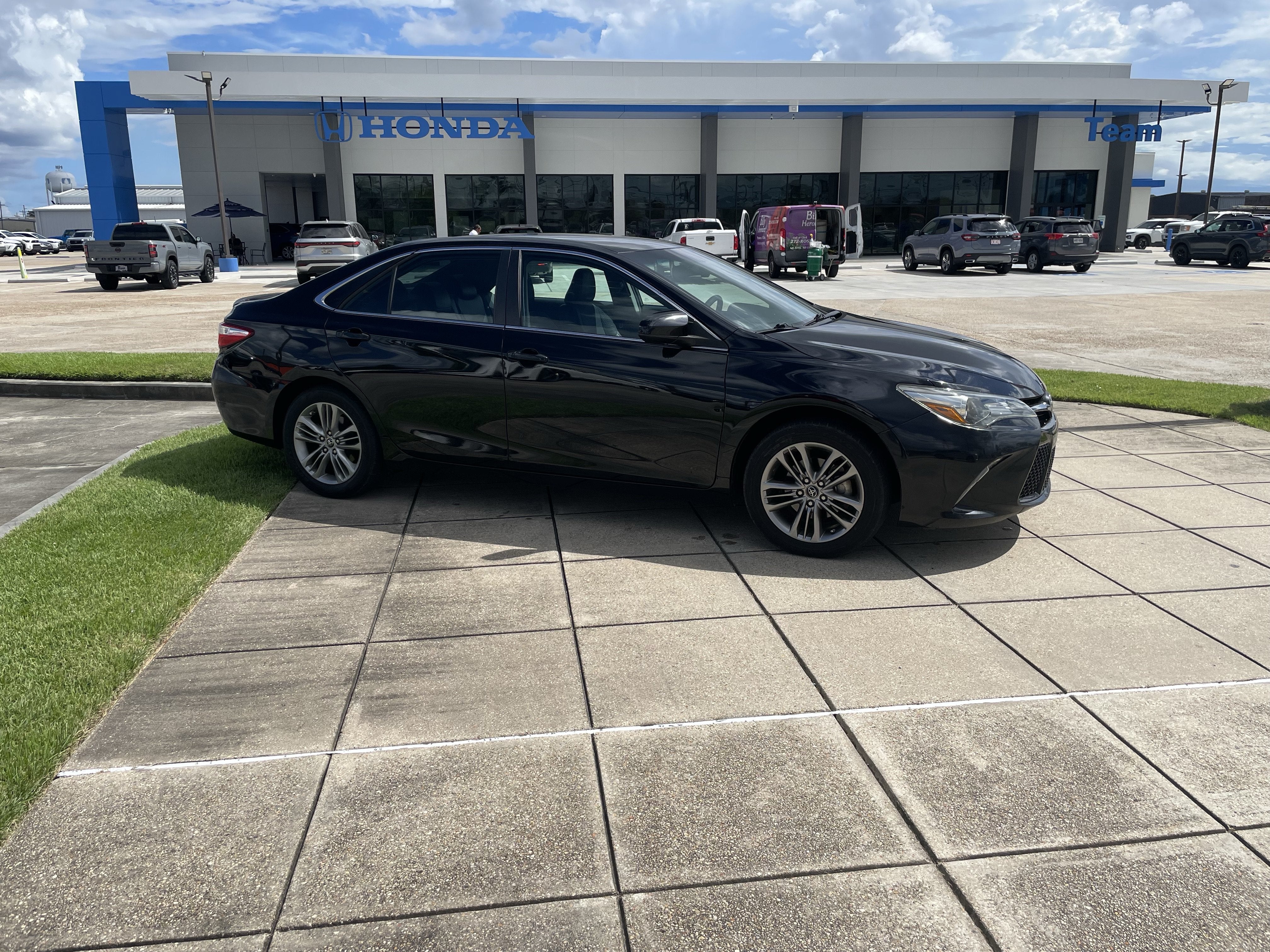 2015 Toyota Camry SE