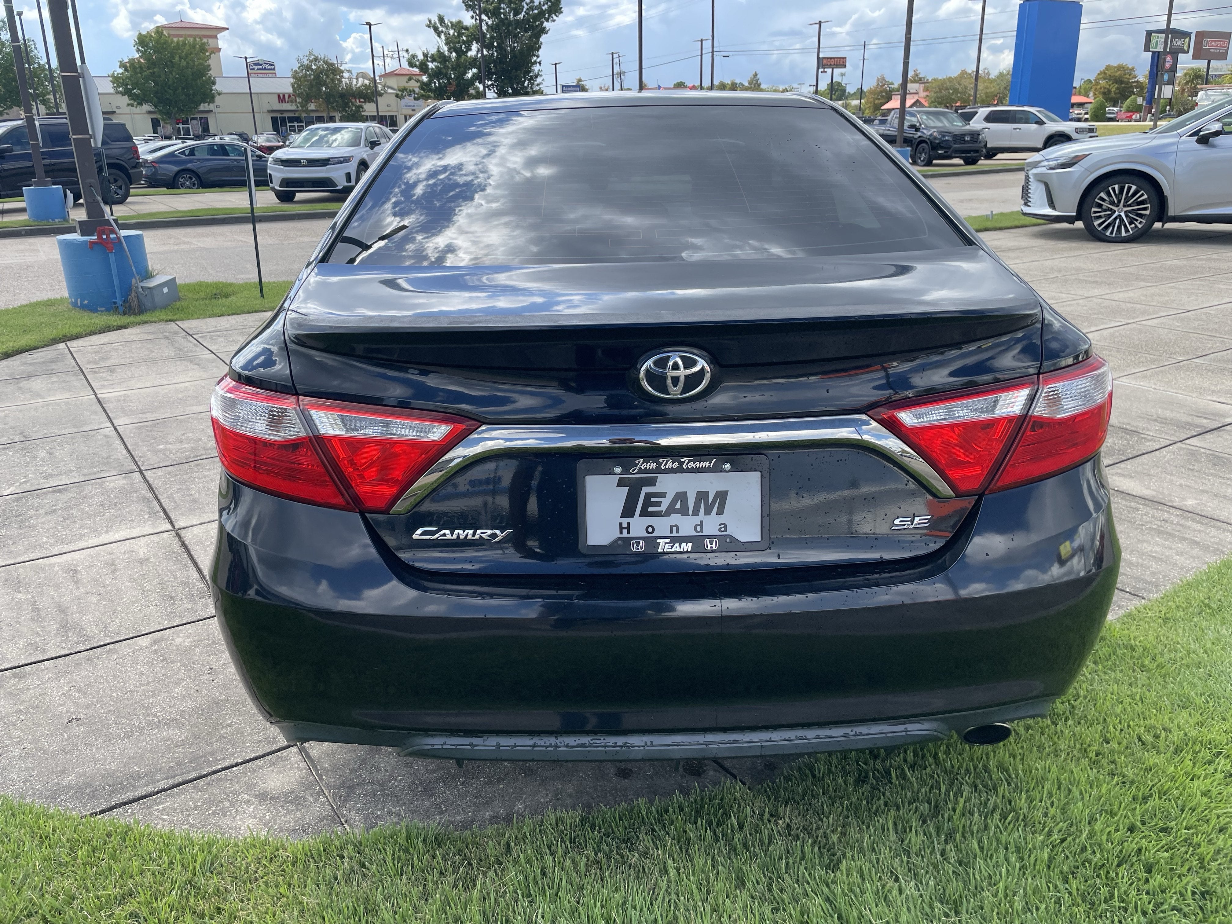 2015 Toyota Camry SE