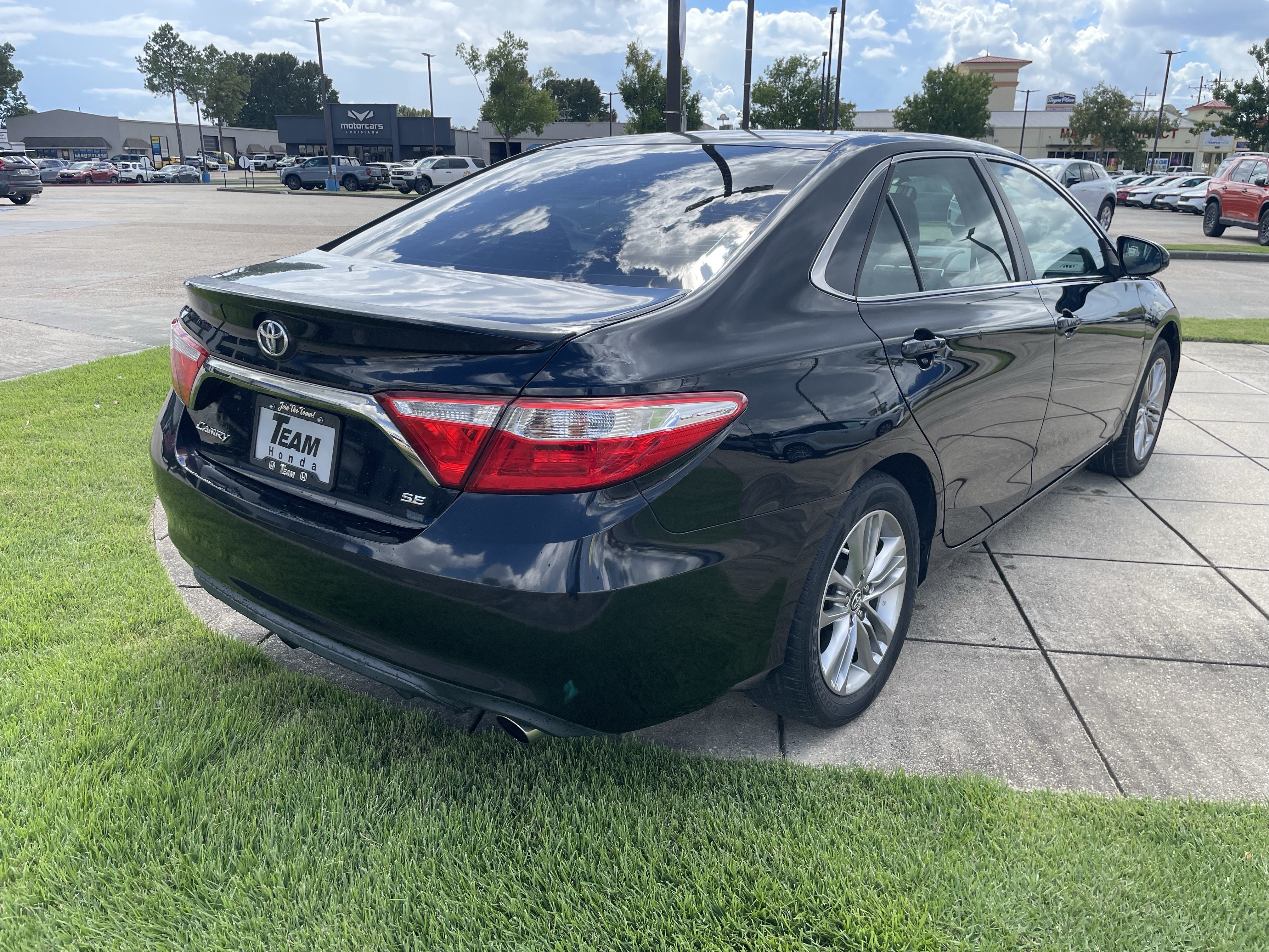 2015 Toyota Camry SE