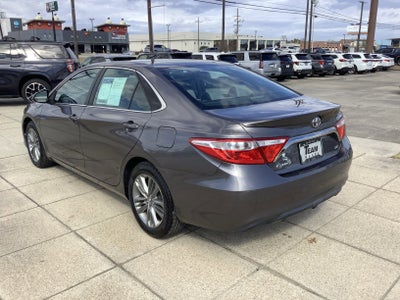 2017 Toyota Camry SE