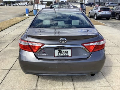 2017 Toyota Camry SE