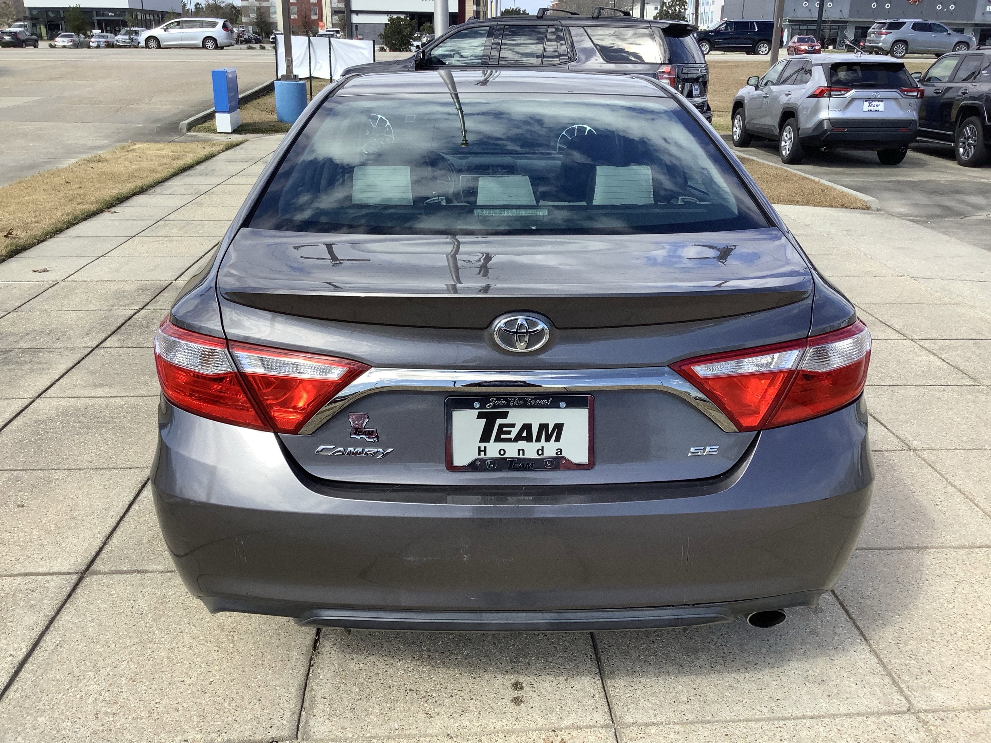 2017 Toyota Camry SE