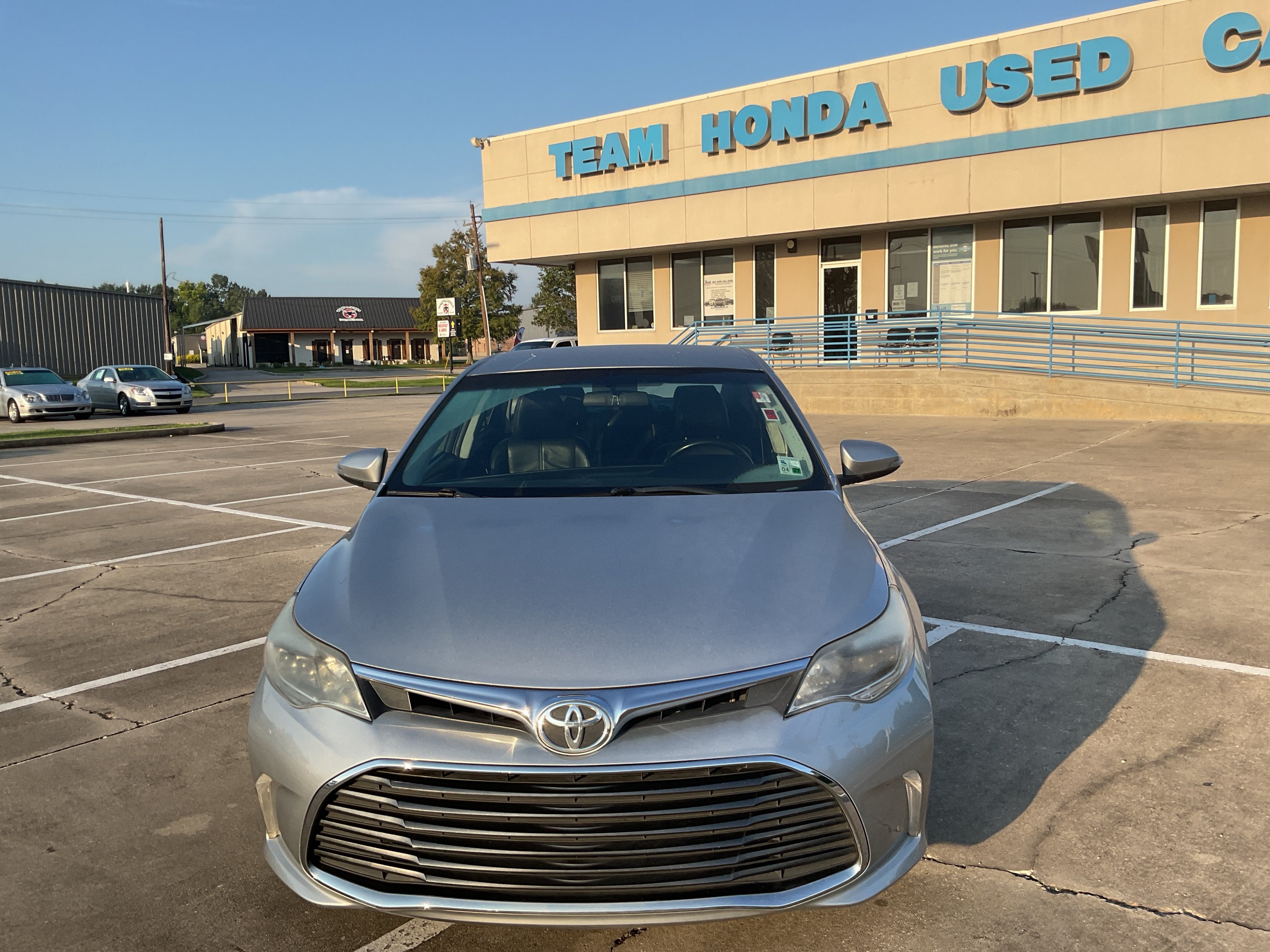 2016 Toyota Avalon Limited
