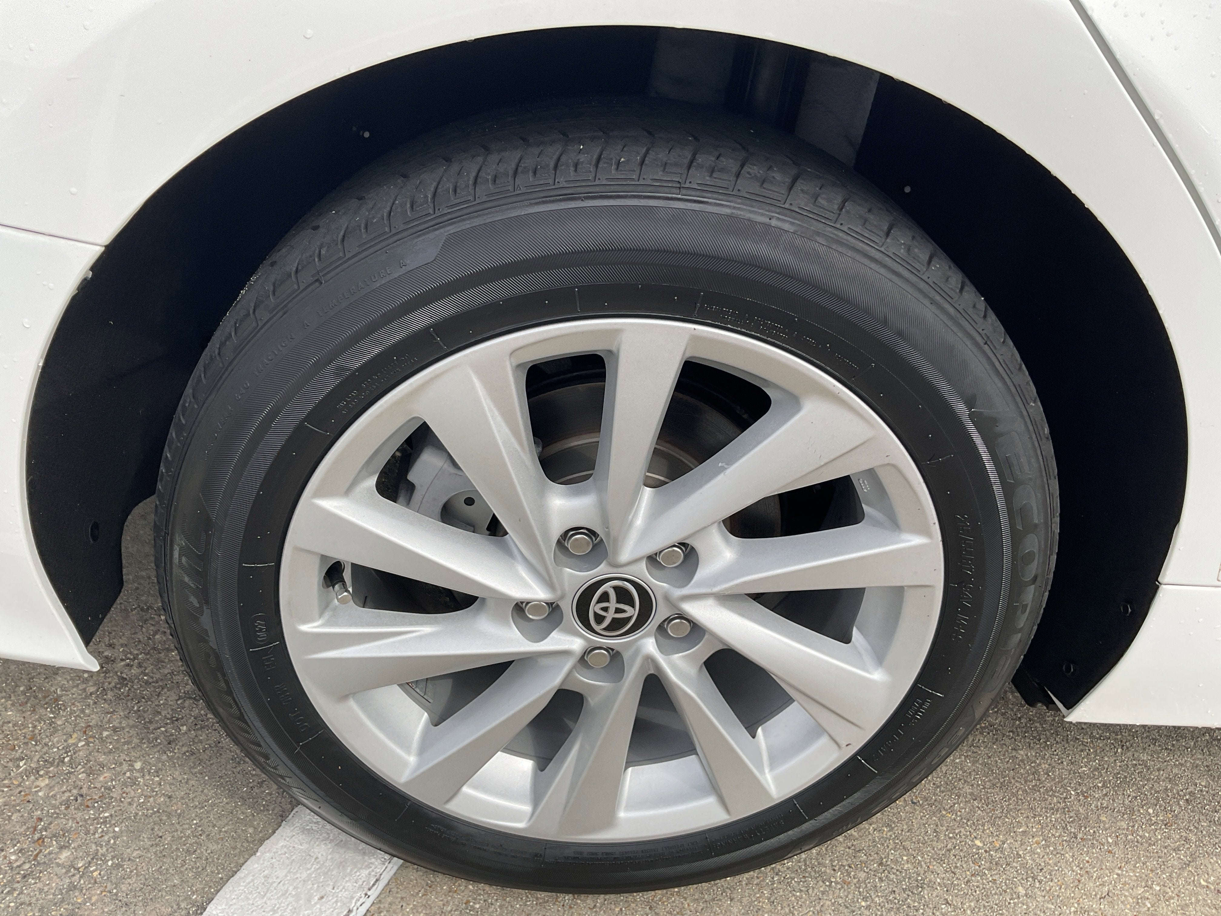 2022 Toyota Camry LE
