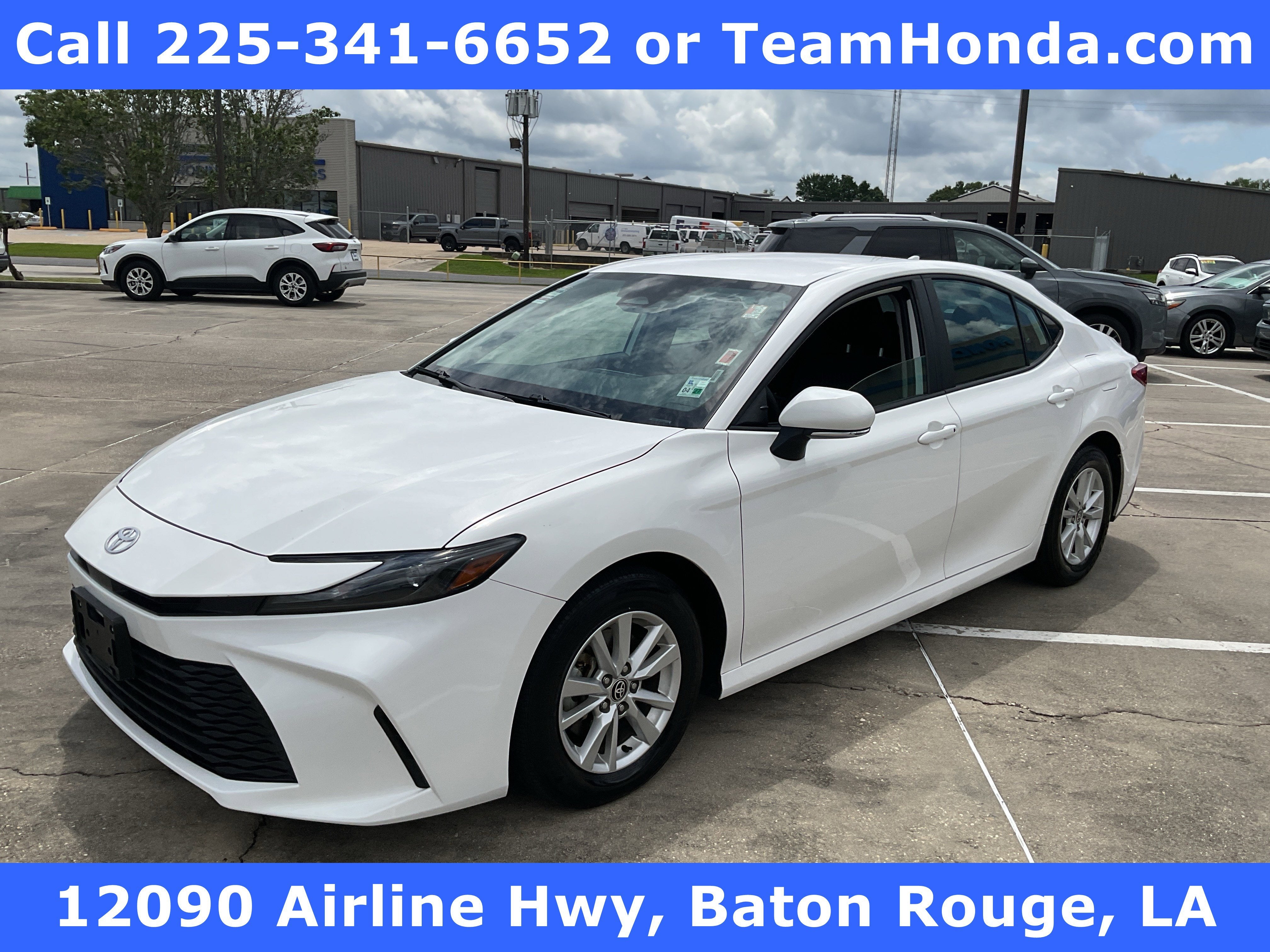 2025 Toyota Camry LE