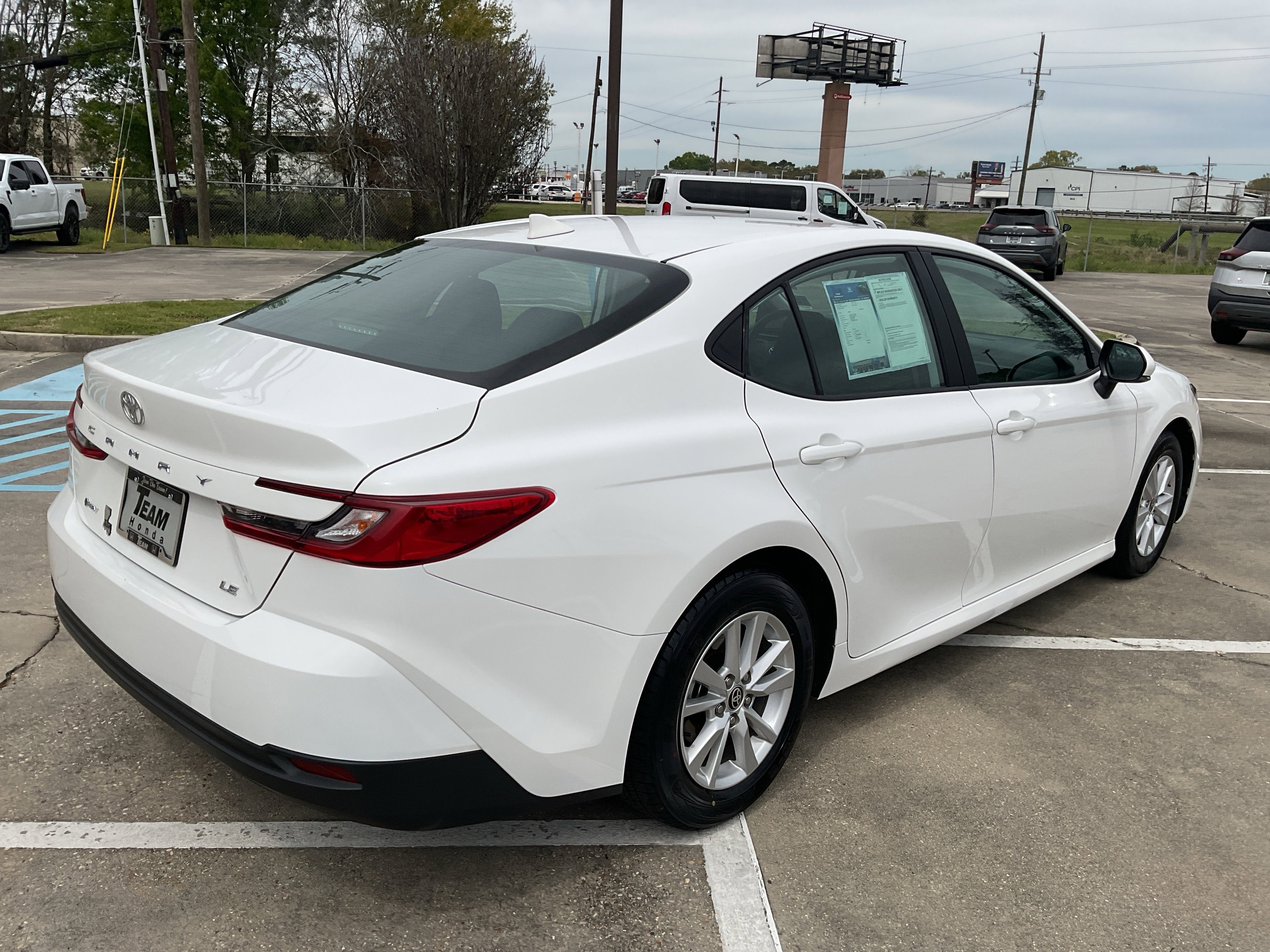 2025 Toyota Camry LE