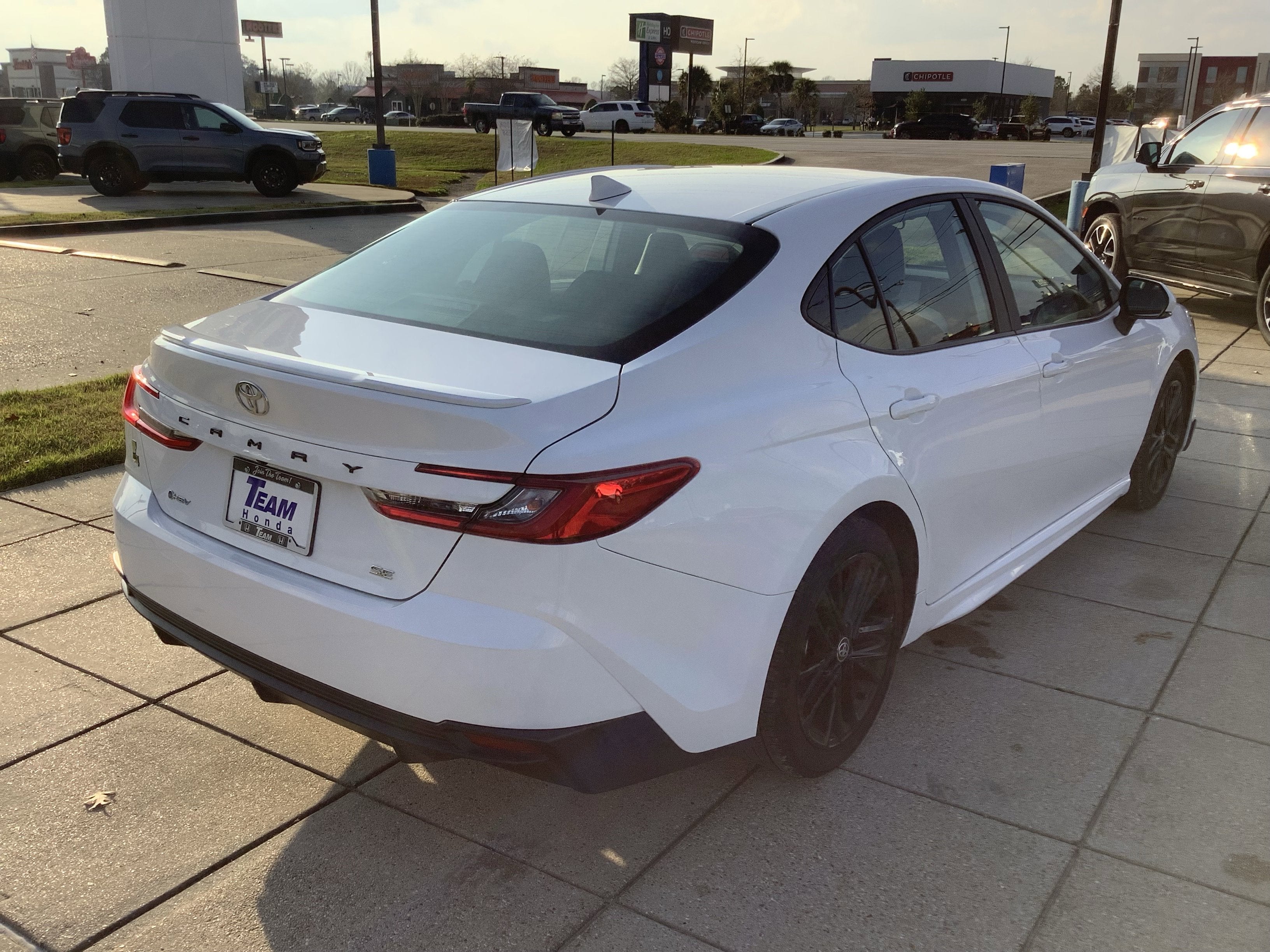 2025 Toyota Camry SE