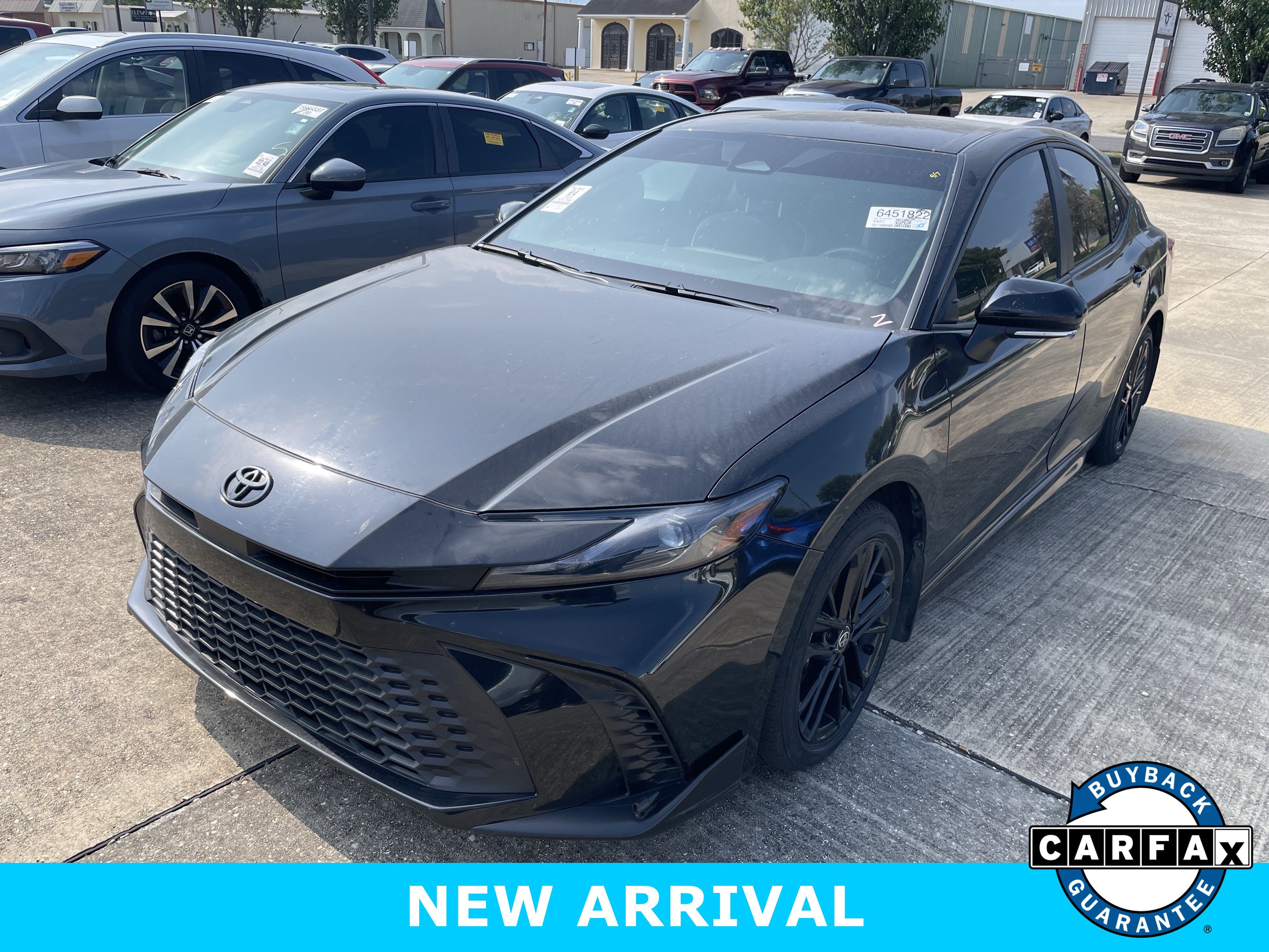 2025 Toyota Camry SE