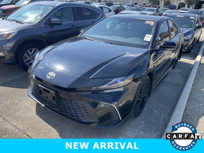 2025 Toyota Camry SE