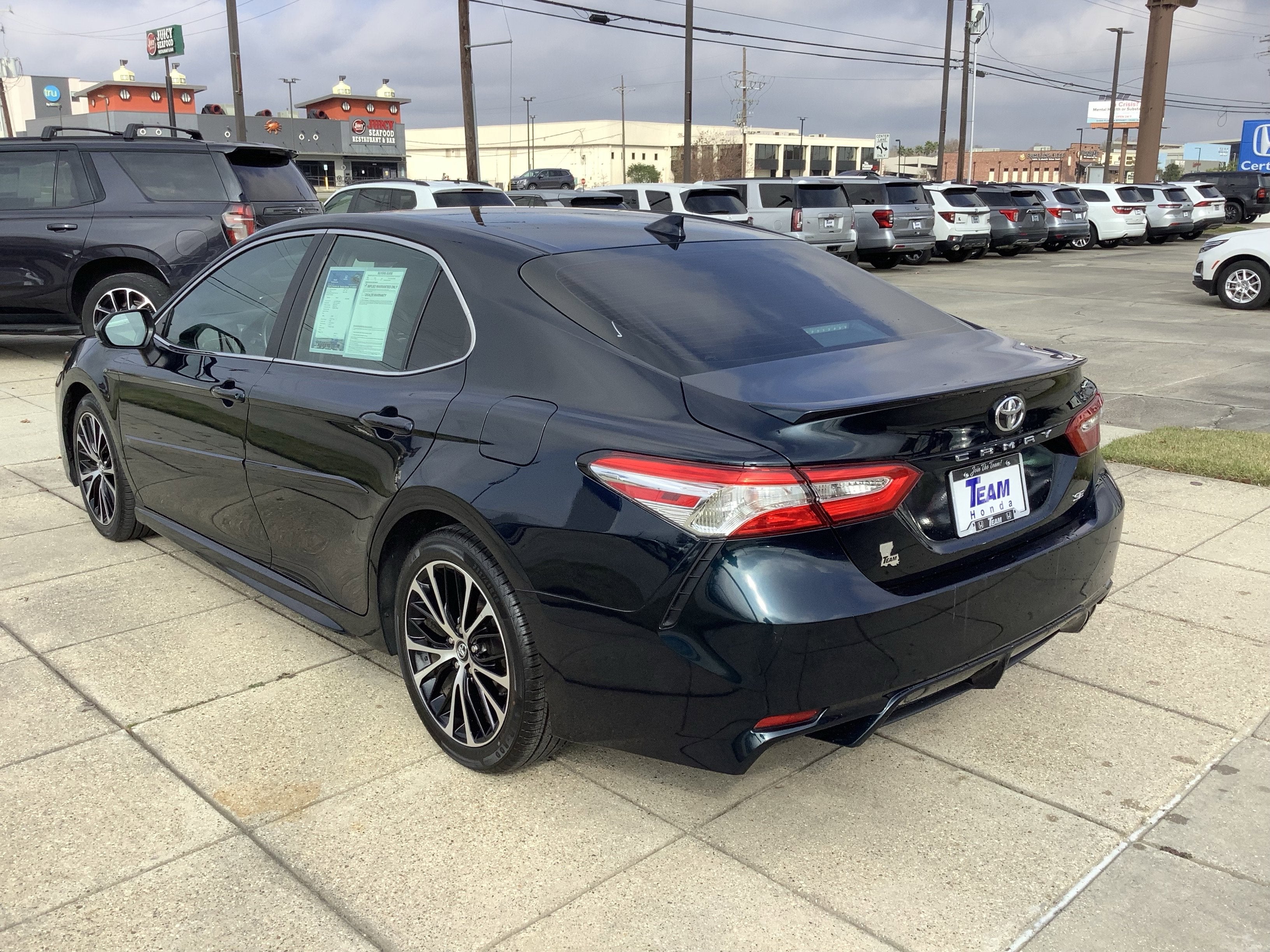 2020 Toyota Camry SE