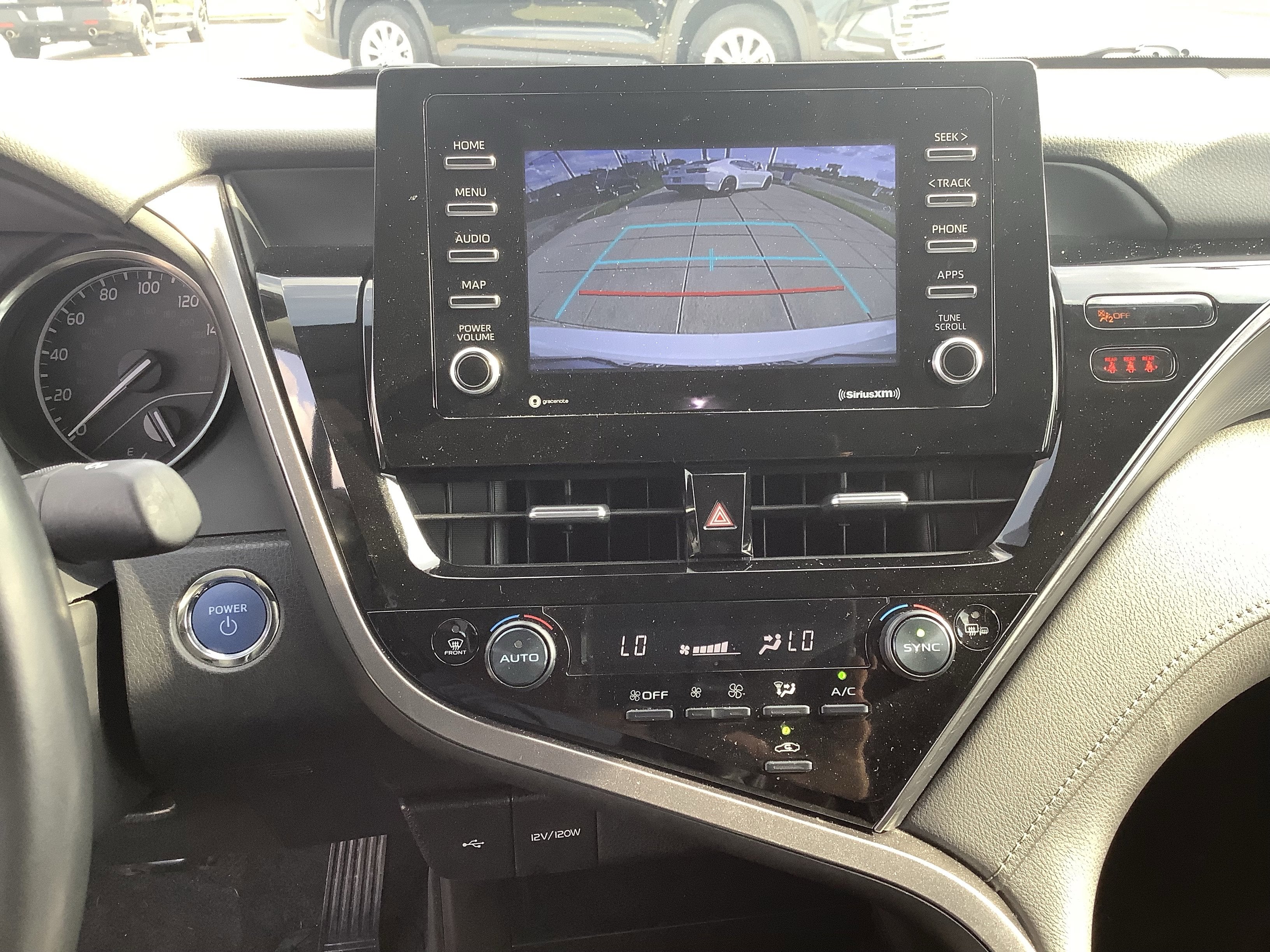 2024 Toyota Camry Hybrid SE