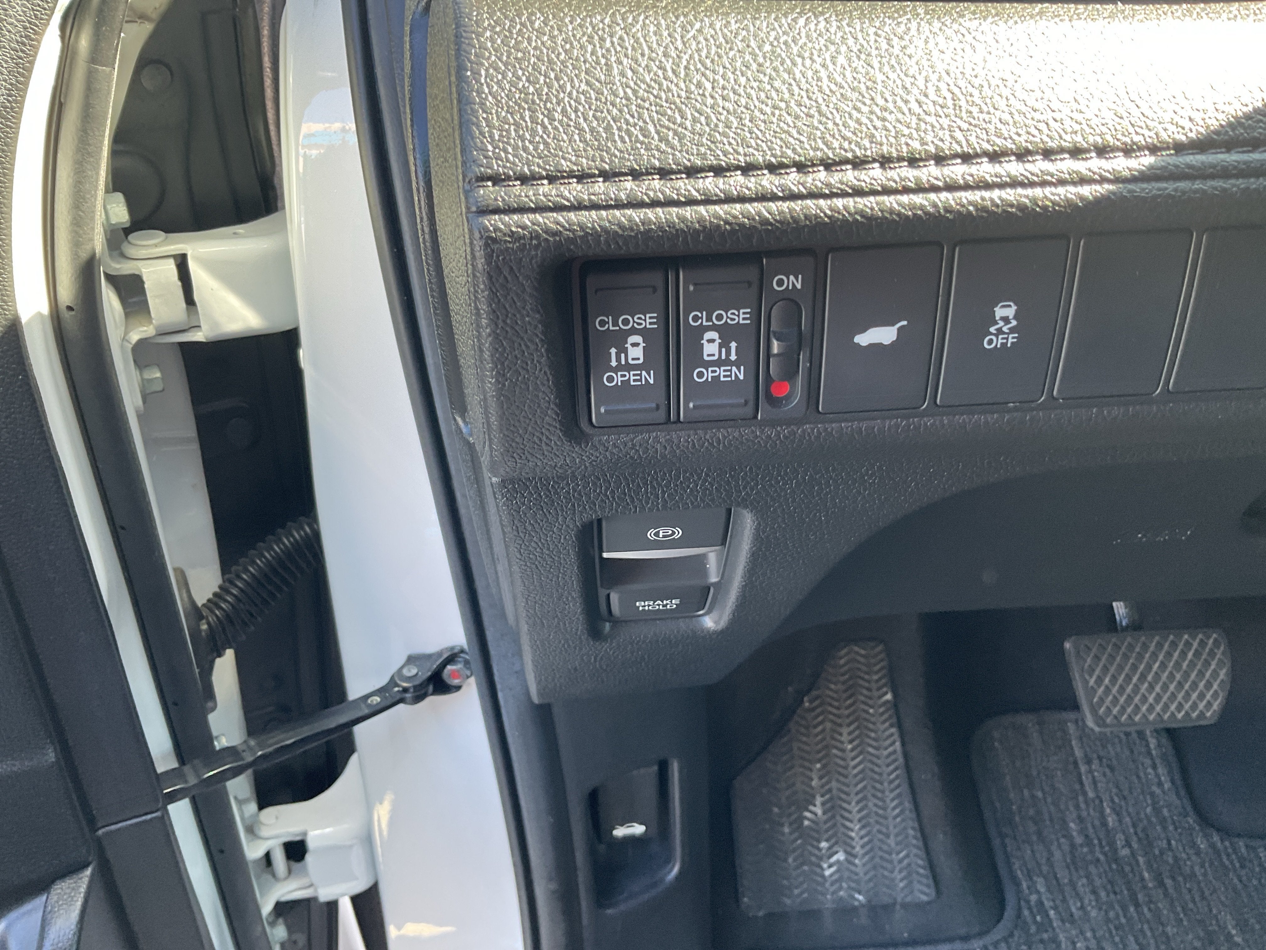 2025 Honda Odyssey EX-L - Photo 15