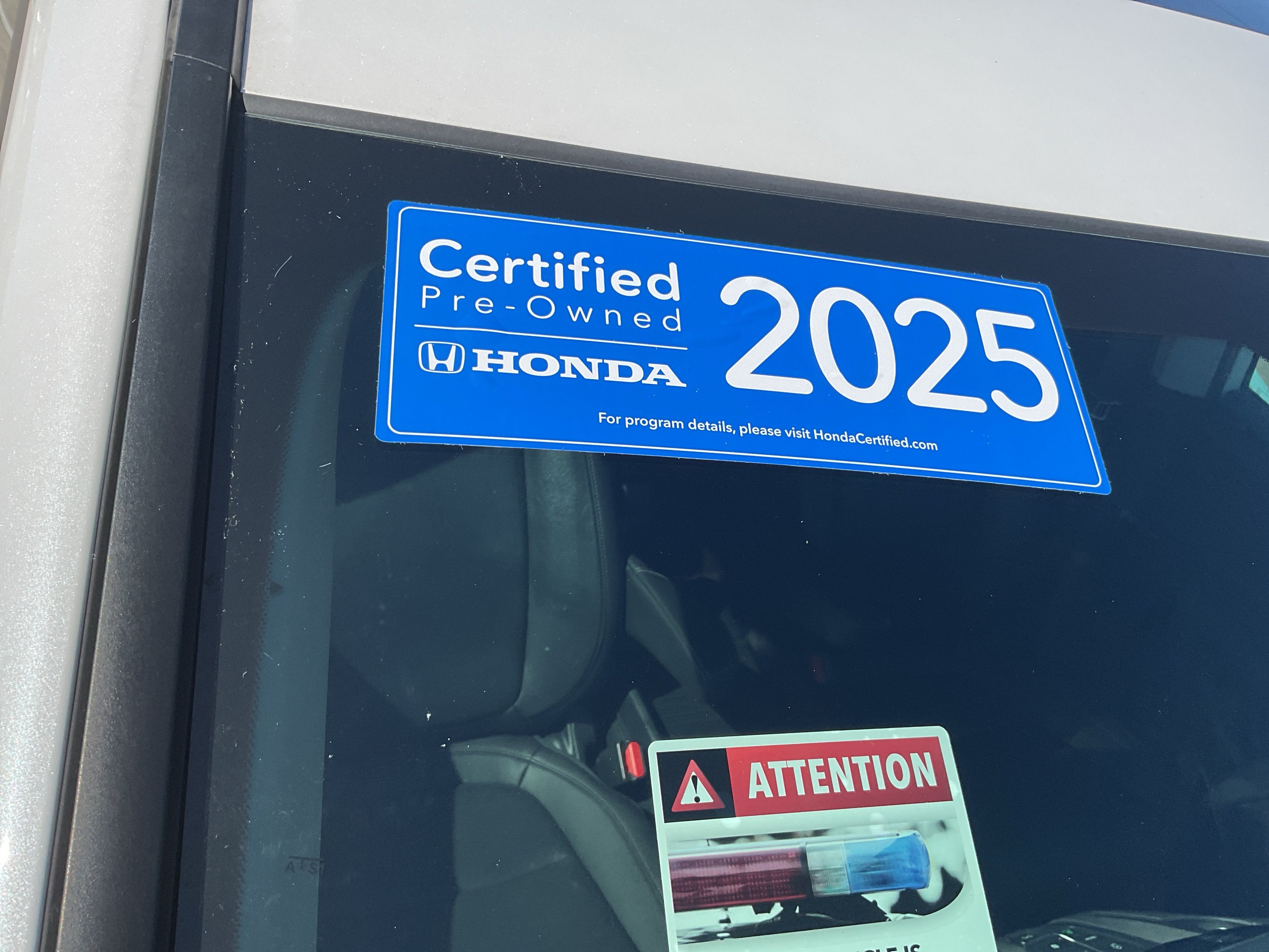 2025 Honda Odyssey EX-L - Photo 9