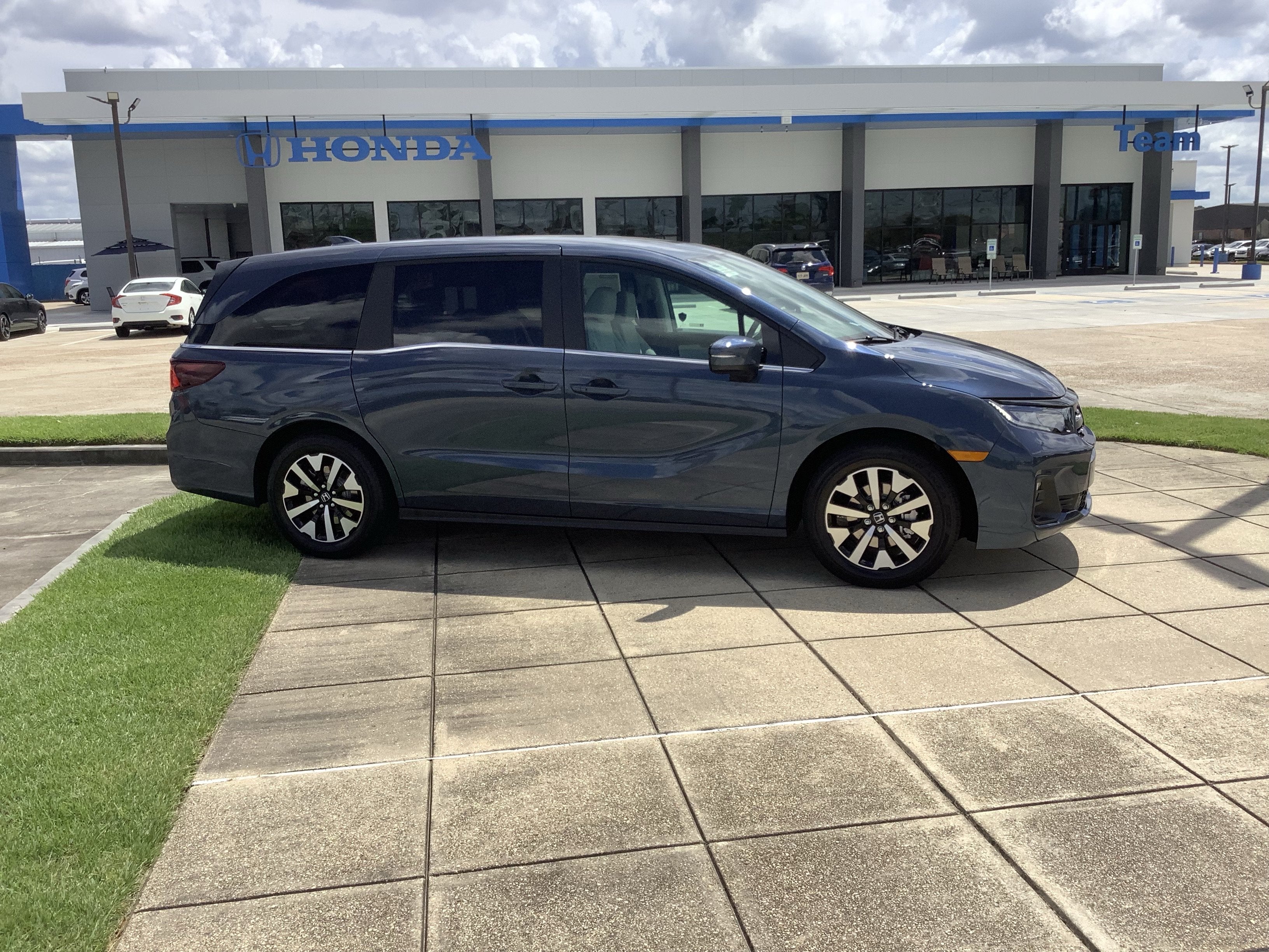 2027 Honda Odyssey EX-L