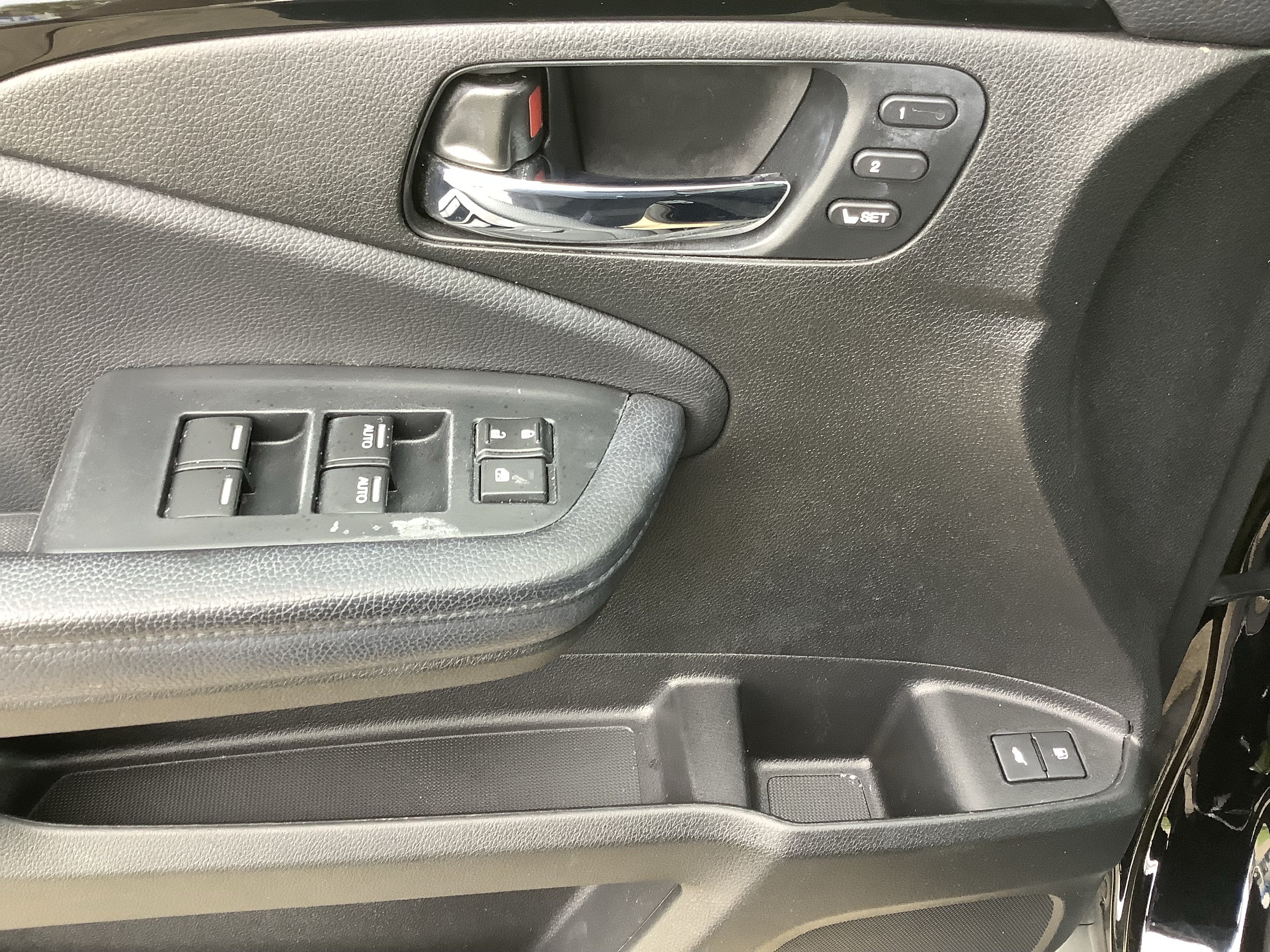 2022 Honda Pilot Touring - Photo 15