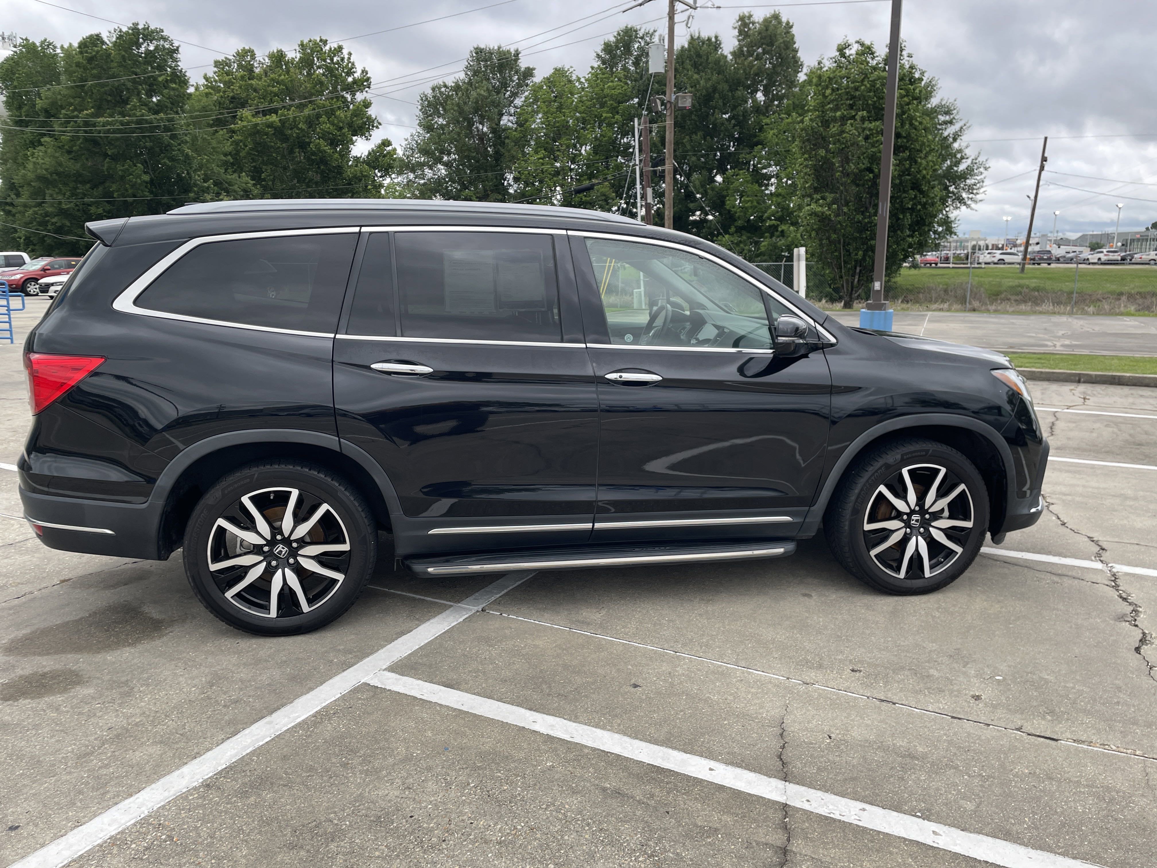 2021 Honda Pilot Touring 8-Passenger