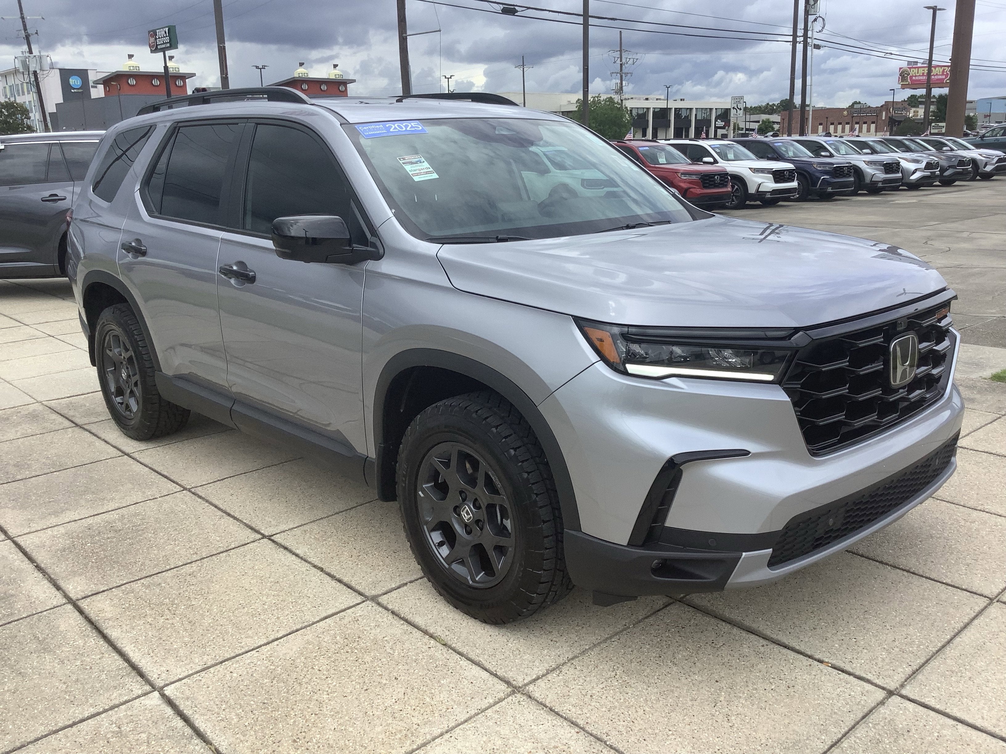 2025 Honda Pilot TrailSport