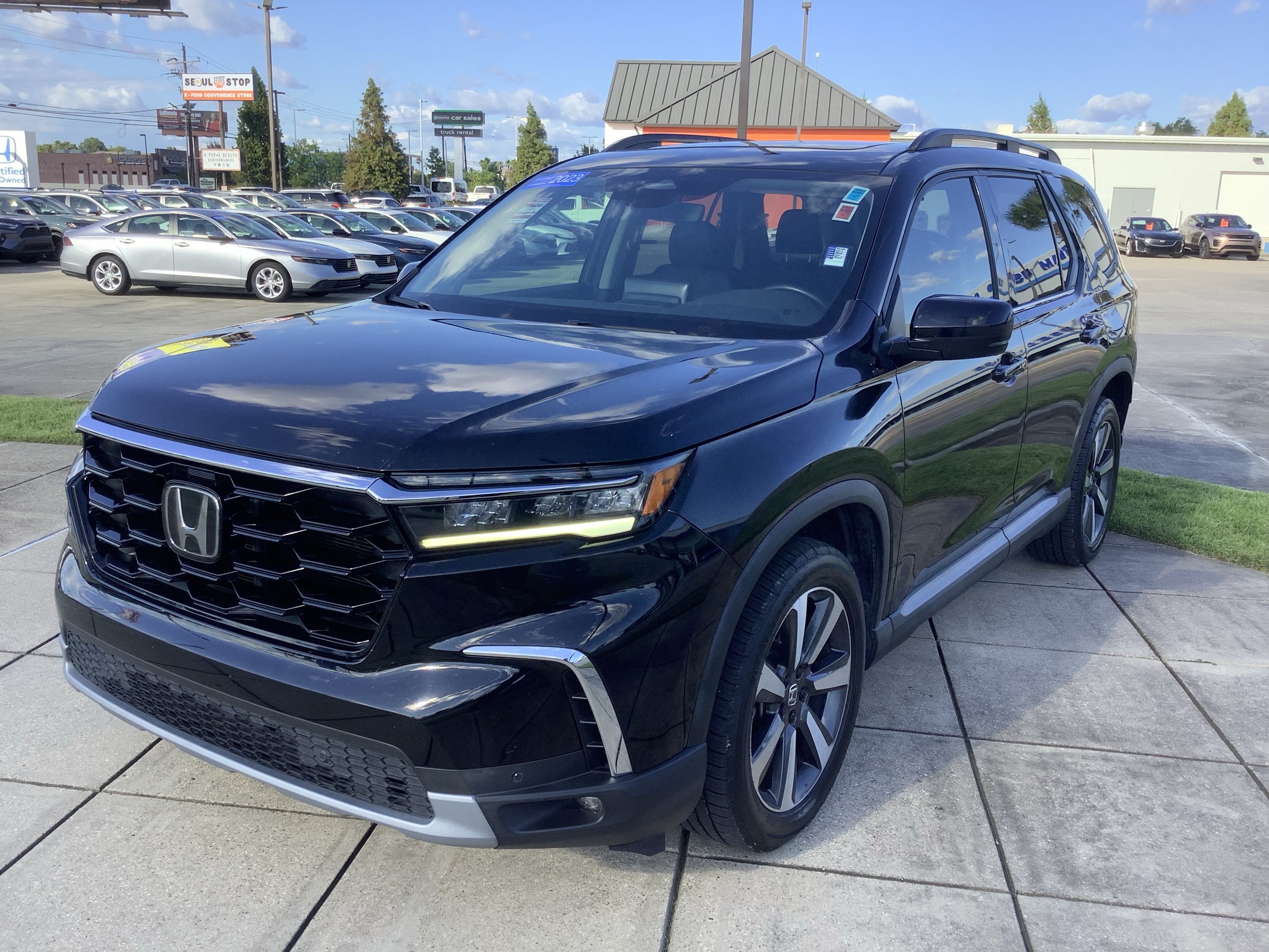 2023 Honda Pilot Touring