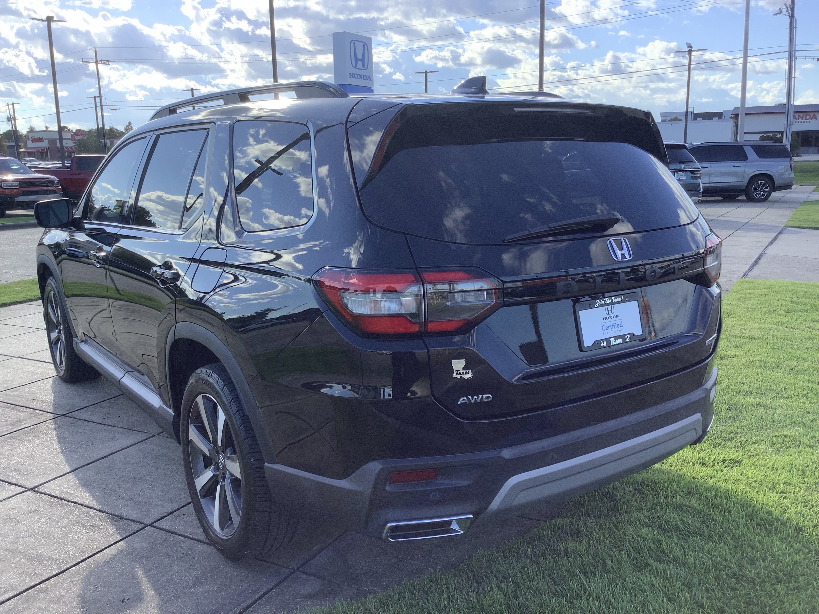 2023 Honda Pilot Touring