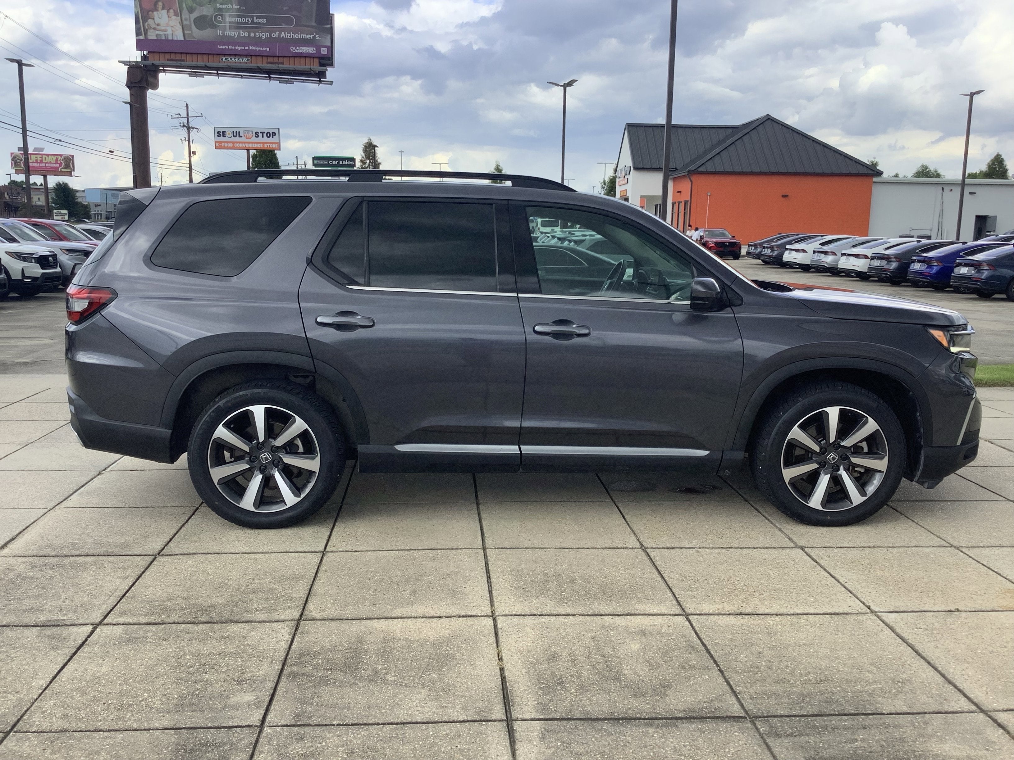 2023 Honda Pilot Elite